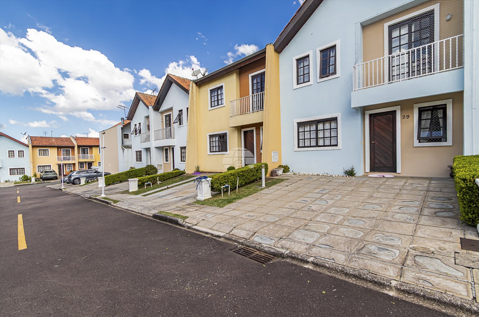 Casa à venda em Alto Boqueirão, Curitiba — Portal Chave Fácil