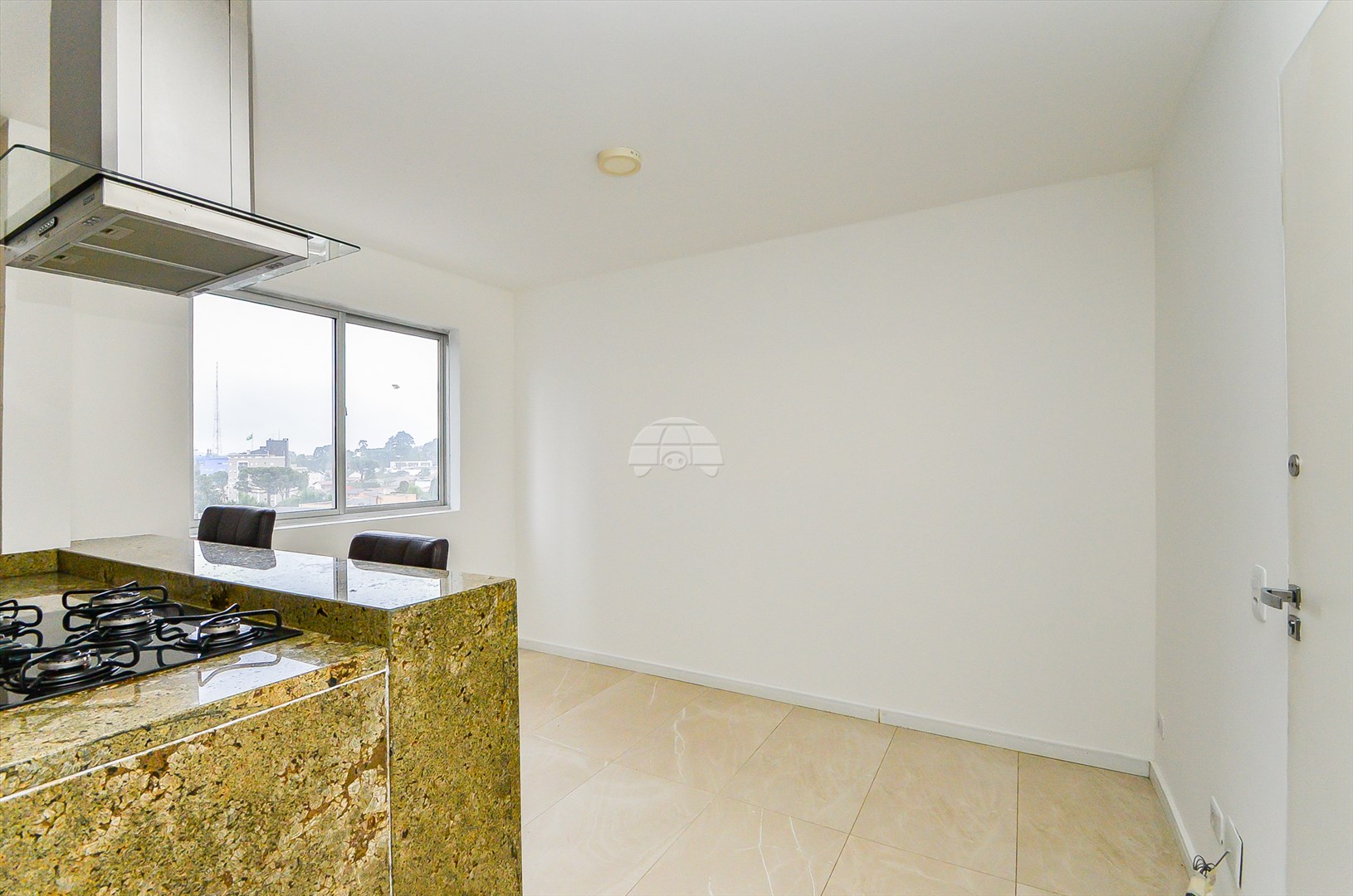 Apartamento para alugar em Cristo Rei, Curitiba — Portal Chave Fácil