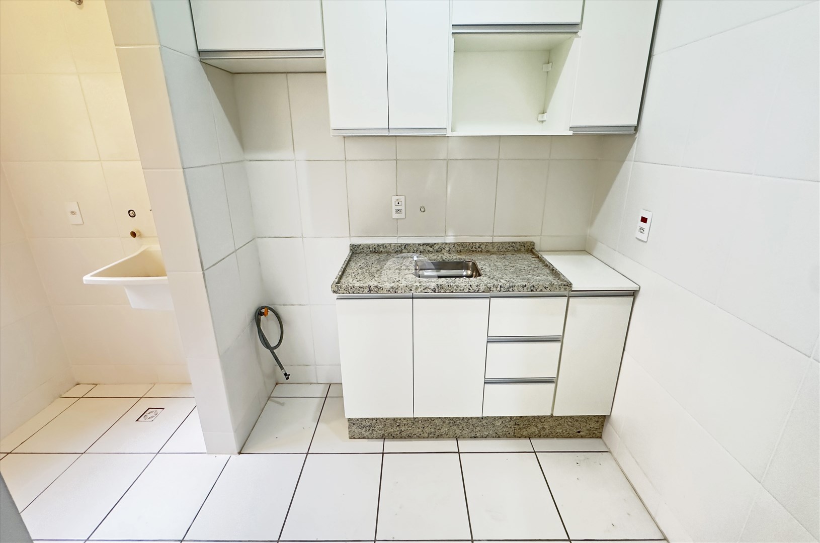 Apartamento para alugar em São Gabriel, Colombo — Portal Chave Fácil