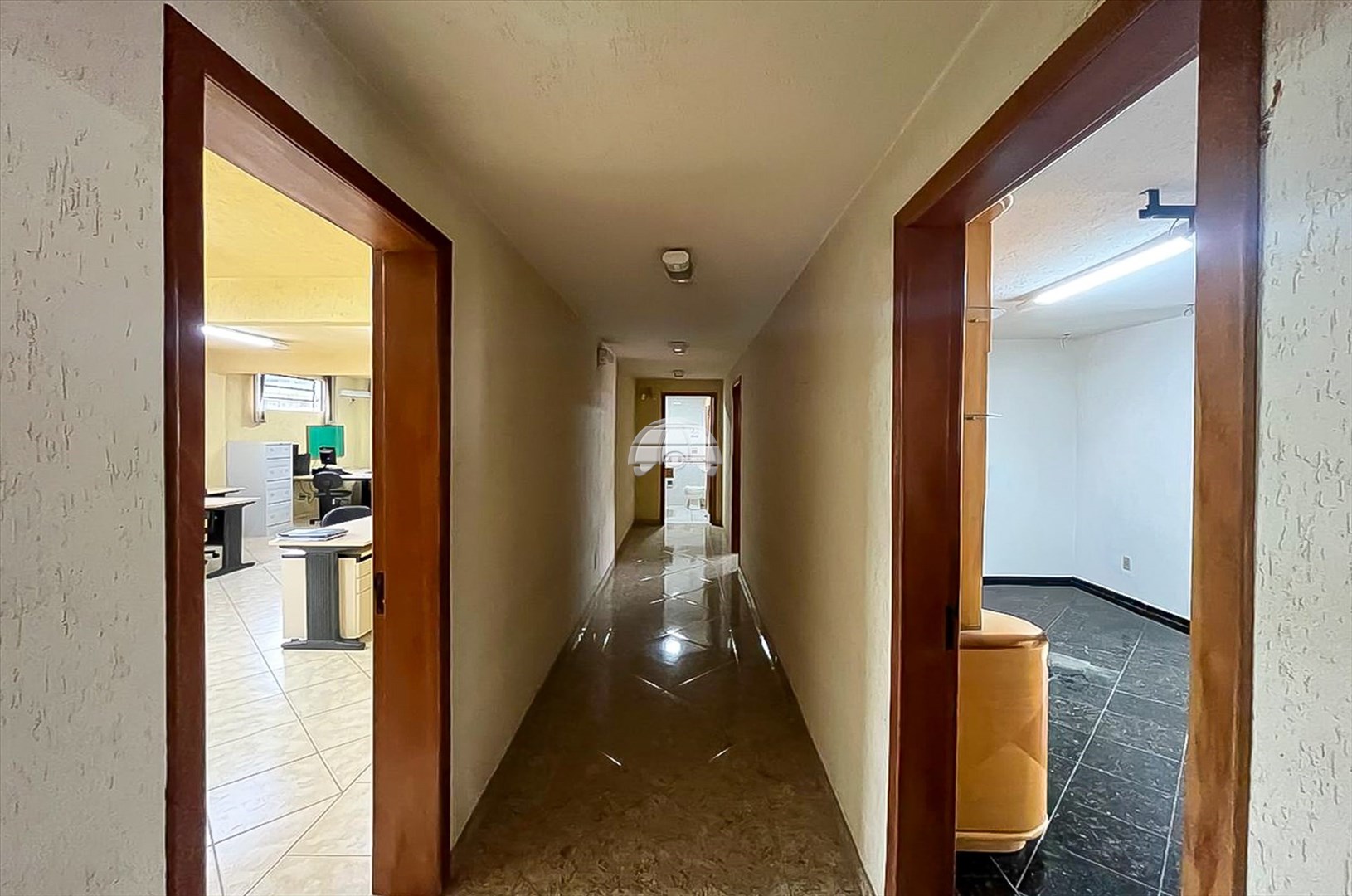 Sala/Conjunto Comercial para alugar em Parolin, Curitiba — Portal Chave Fácil