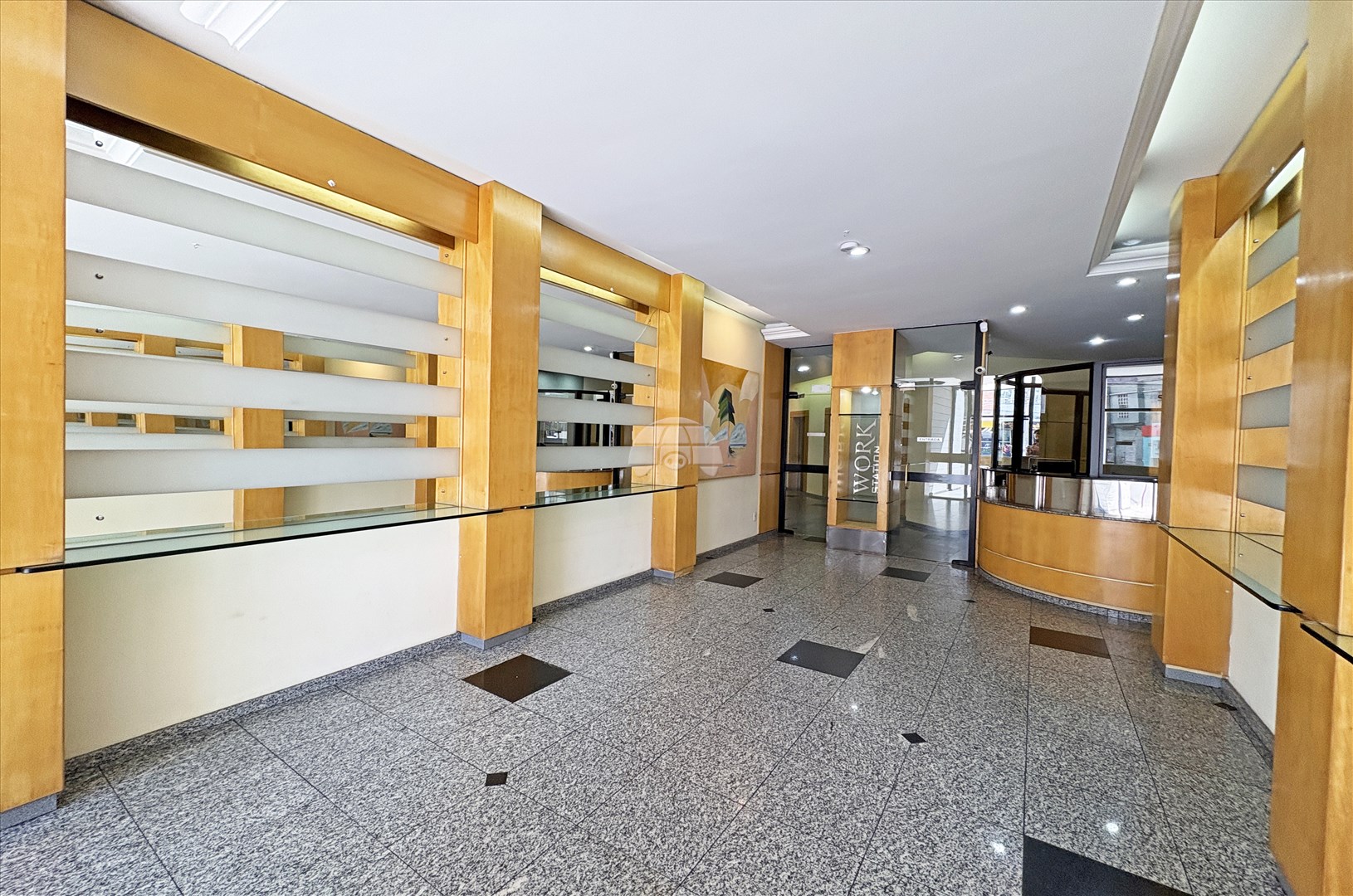 Sala/Conjunto Comercial para alugar em Centro, Curitiba — Portal Chave Fácil