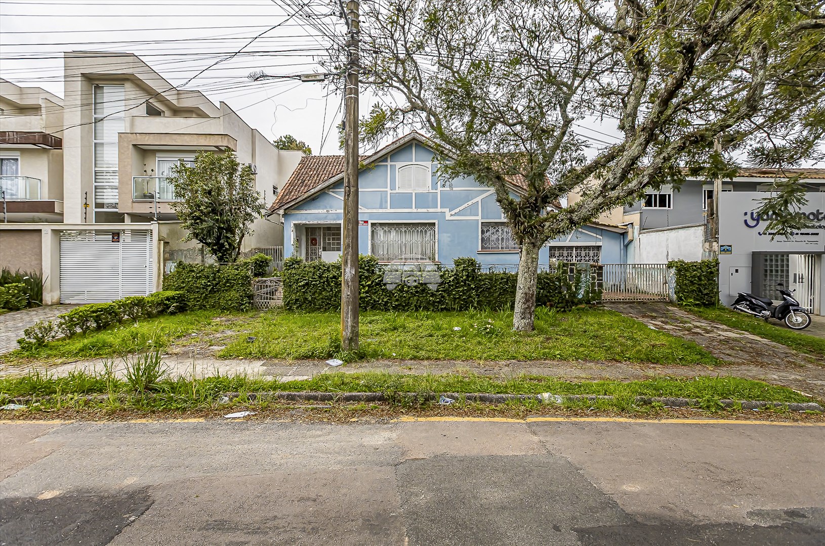 Terreno à venda em Água Verde, Curitiba — Portal Chave Fácil