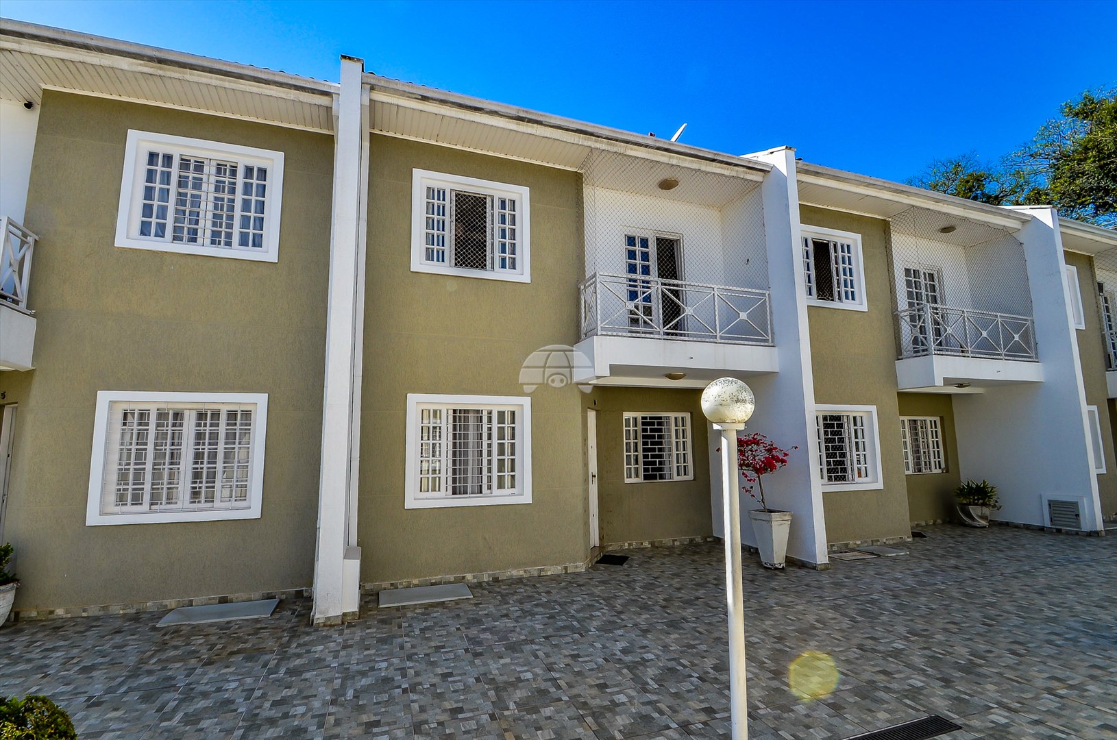 Casa à venda em Butiatuvinha, Curitiba — Portal Chave Fácil