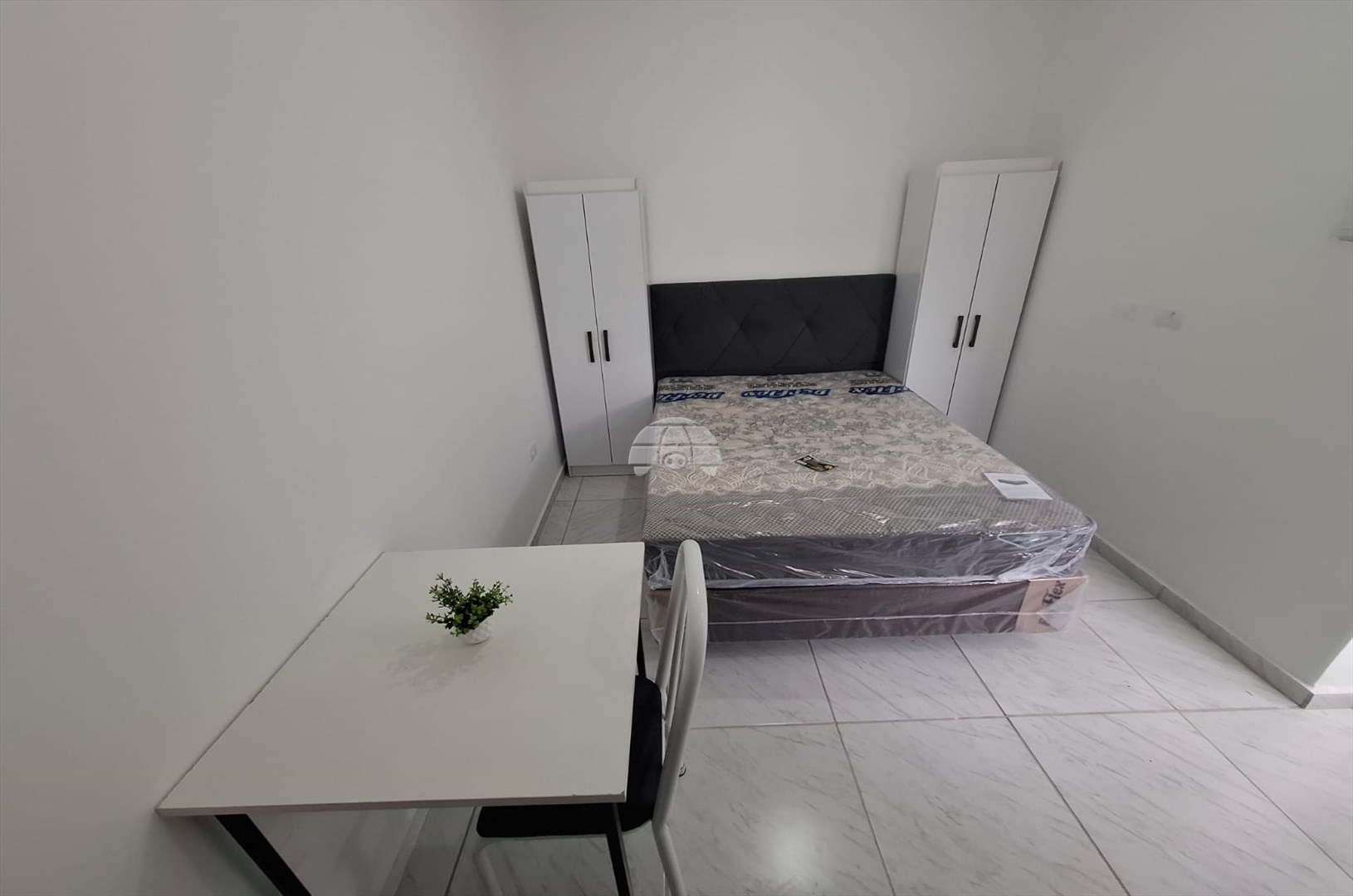 Kitnet/Studio para alugar em Nações, Fazenda Rio Grande — Portal Chave Fácil