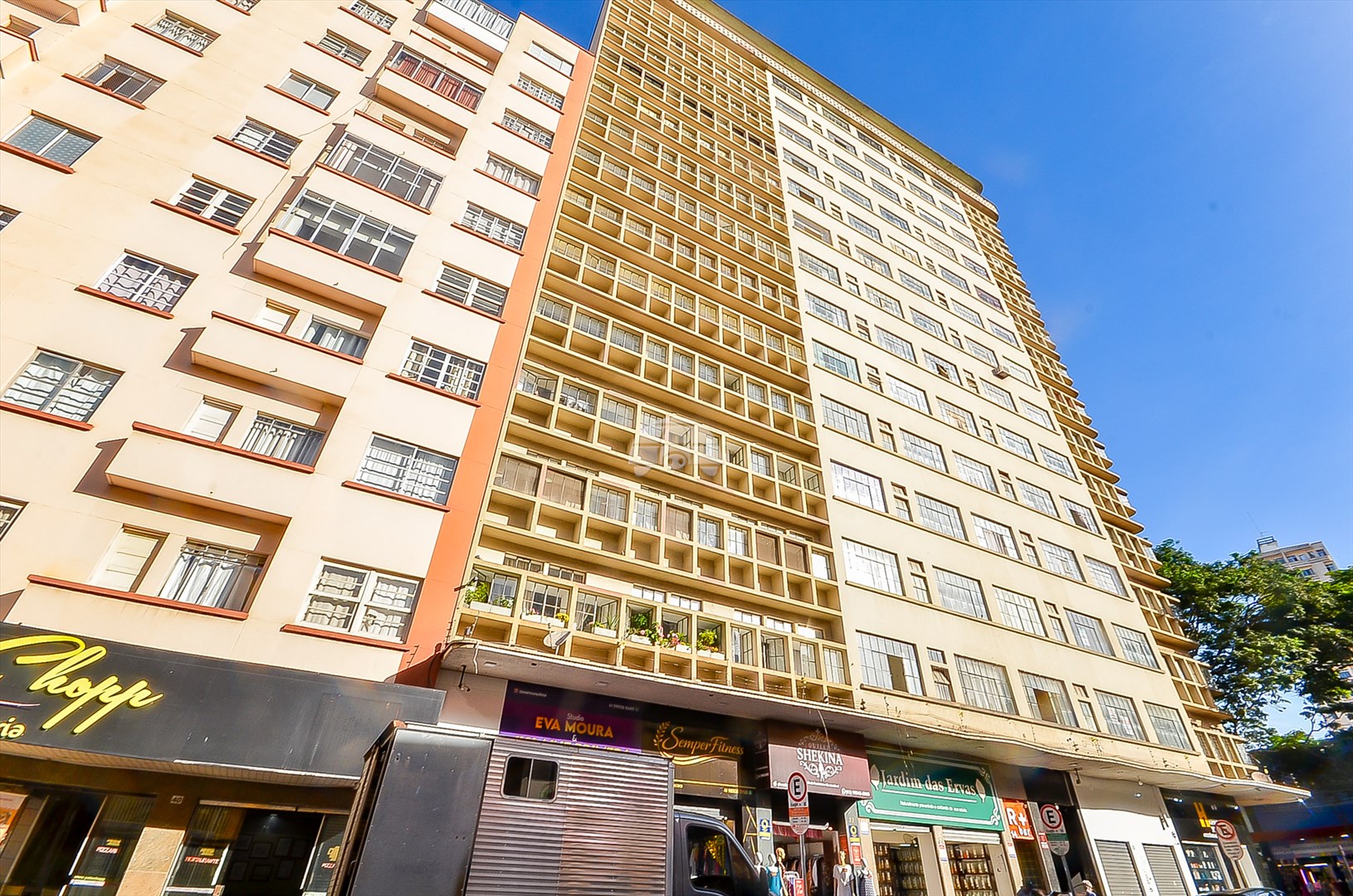 Apartamento para alugar em Centro, Curitiba — Portal Chave Fácil