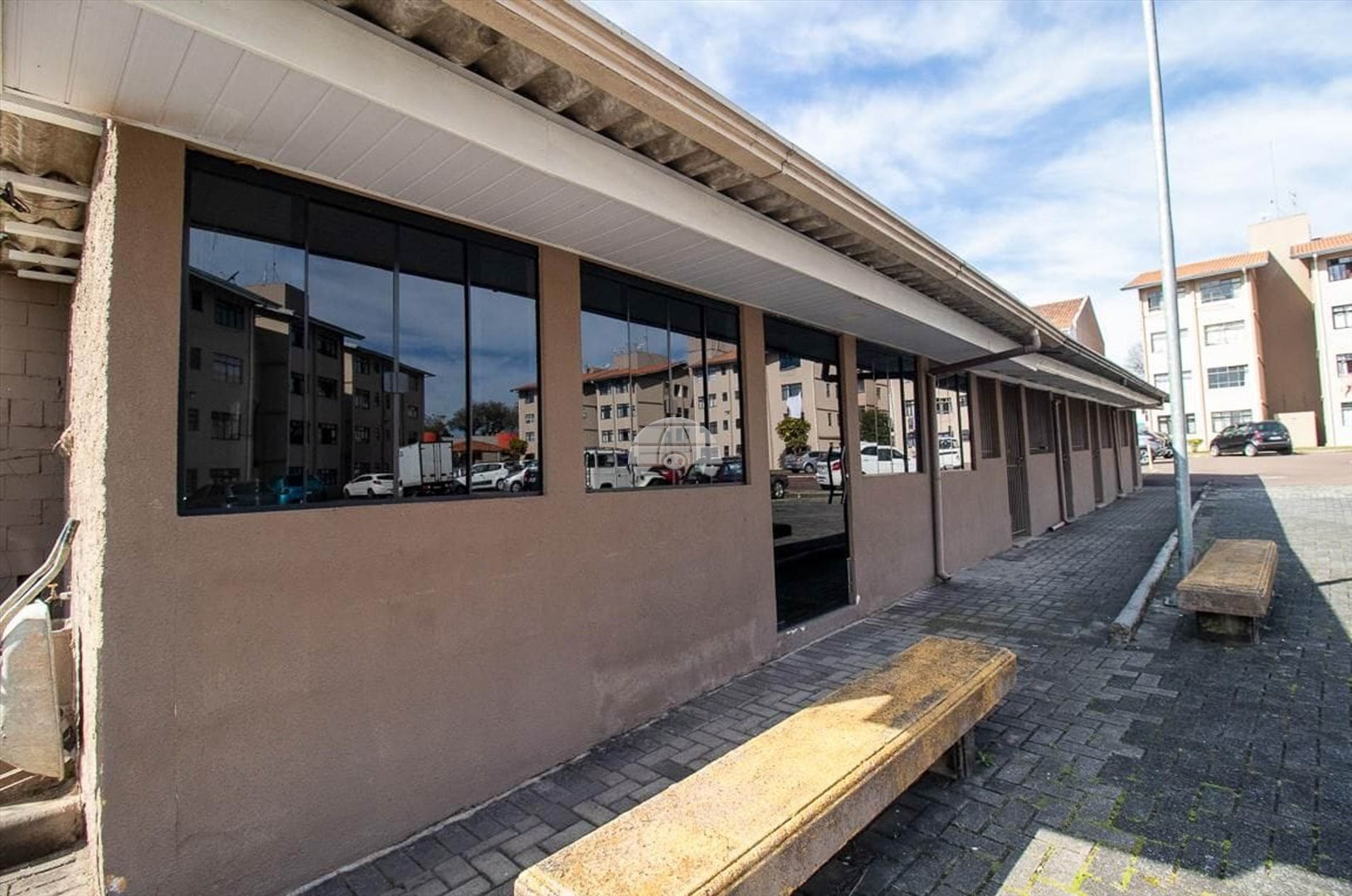 Kitnet/Studio à venda em Novo Mundo, Curitiba — Portal Chave Fácil