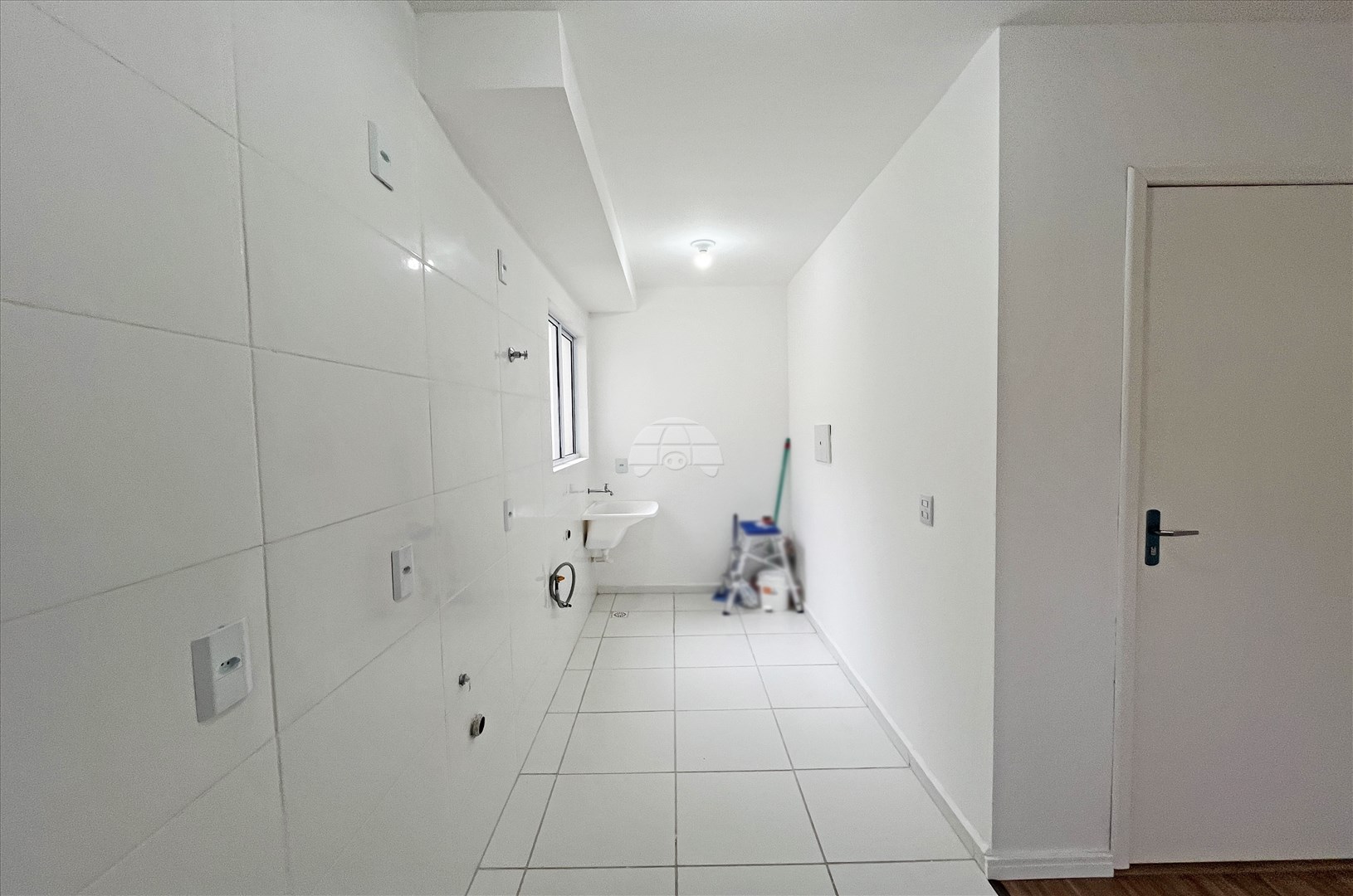 Apartamento para alugar em Colônia Antônio Prado, Almirante Tamandaré — Portal Chave Fácil