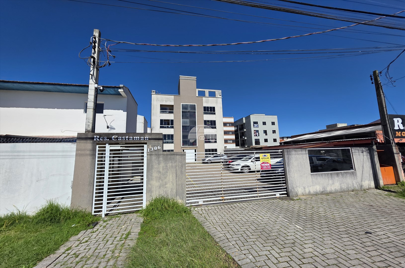 Apartamento à venda em Boneca Do Iguaçu, São José dos Pinhais — Portal Chave Fácil