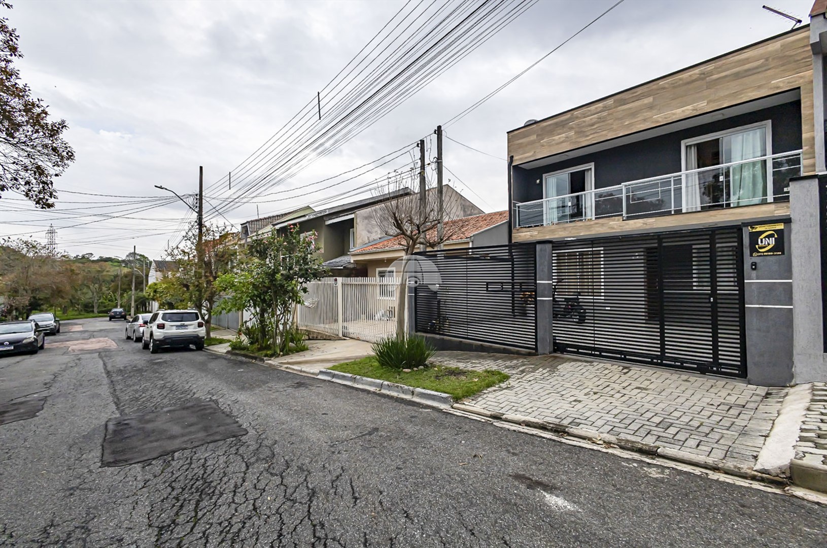 Sobrado à venda em Cidade Industrial, Curitiba — Portal Chave Fácil