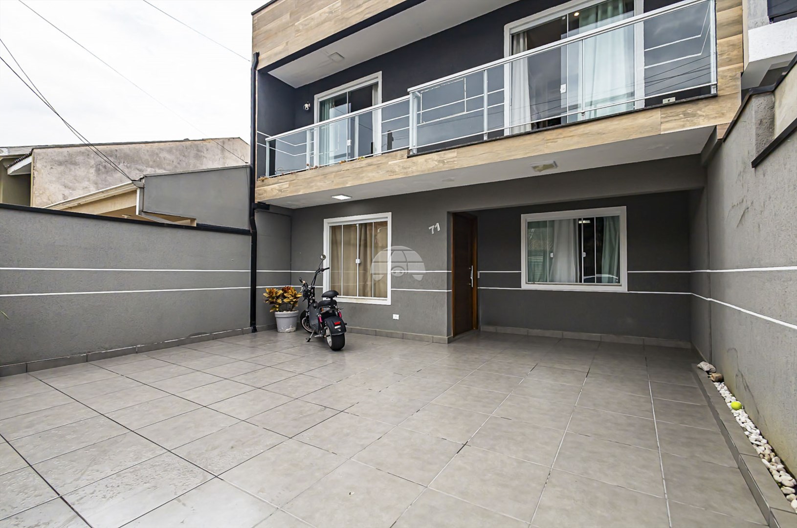 Sobrado à venda em Cidade Industrial, Curitiba — Portal Chave Fácil