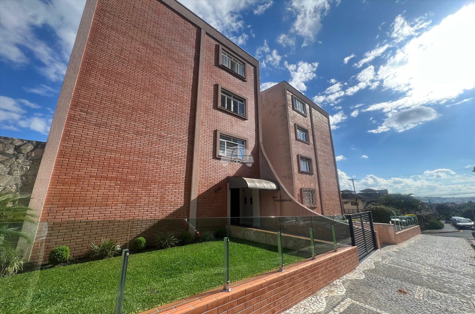 Apartamento para alugar em Centro, Ponta Grossa — Portal Chave Fácil