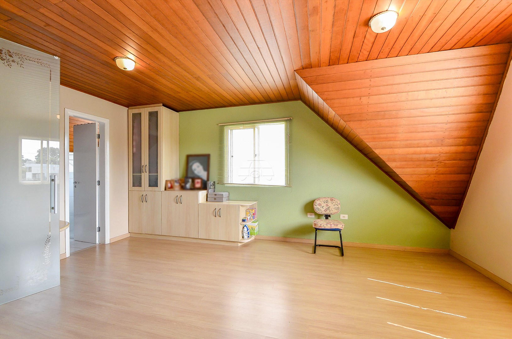 Casa à venda em Bom Retiro, Curitiba — Imobiliária Cilar