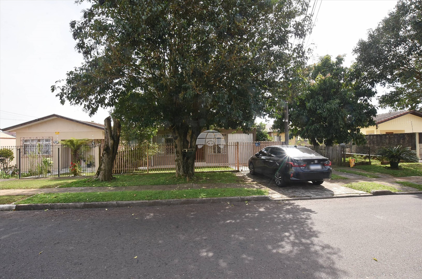 Casa à venda em Guaíra, Curitiba — Portal Chave Fácil