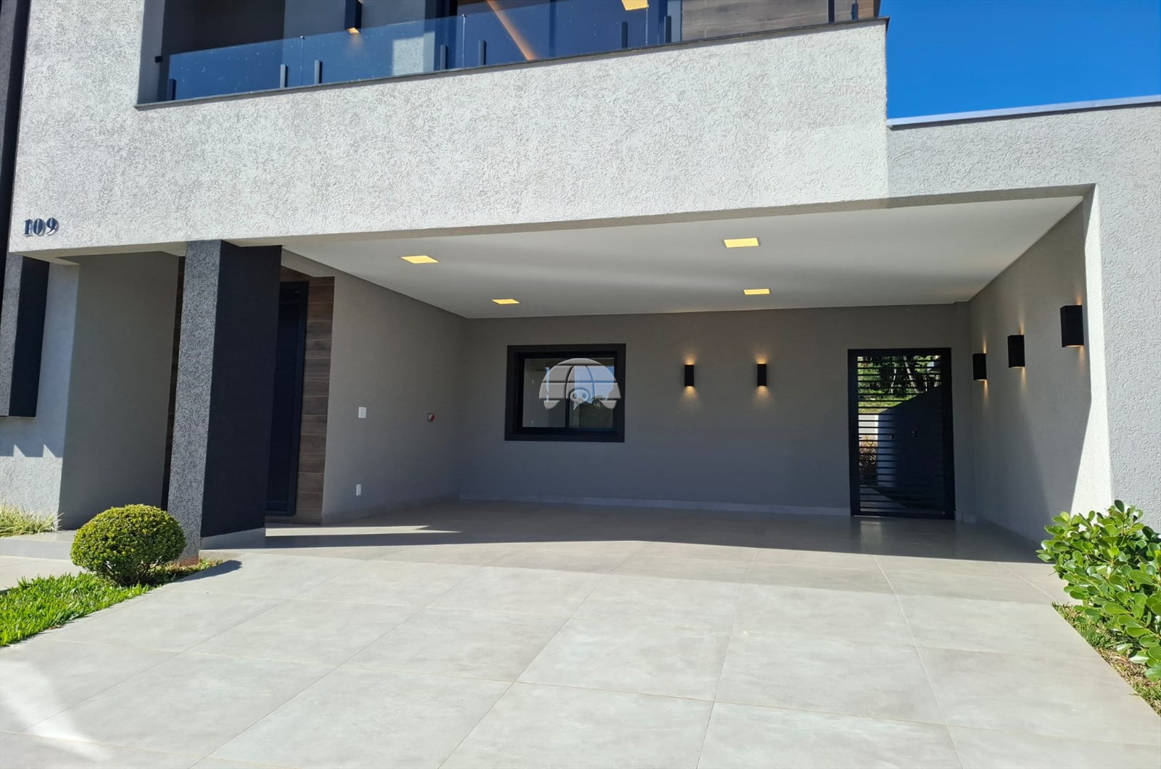 Casa à venda em Uvaranas, Ponta Grossa — Portal Chave Fácil
