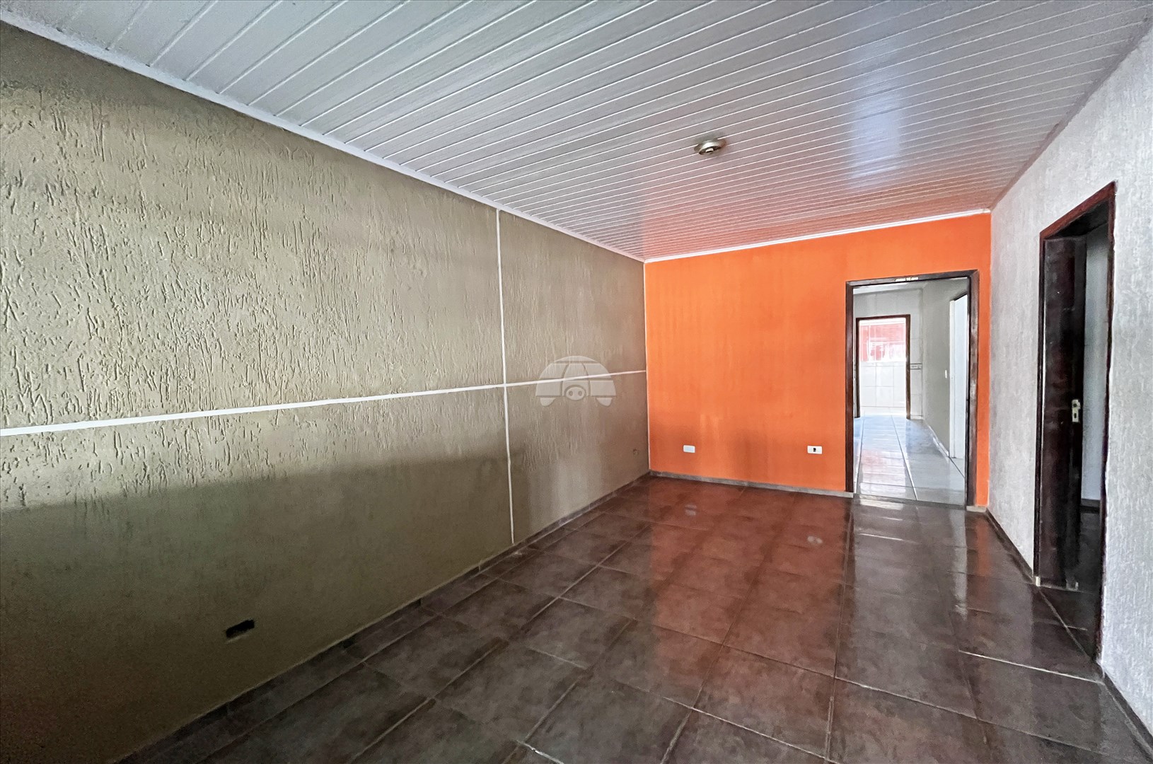 Casa para alugar em Xaxim, Curitiba — Portal Chave Fácil