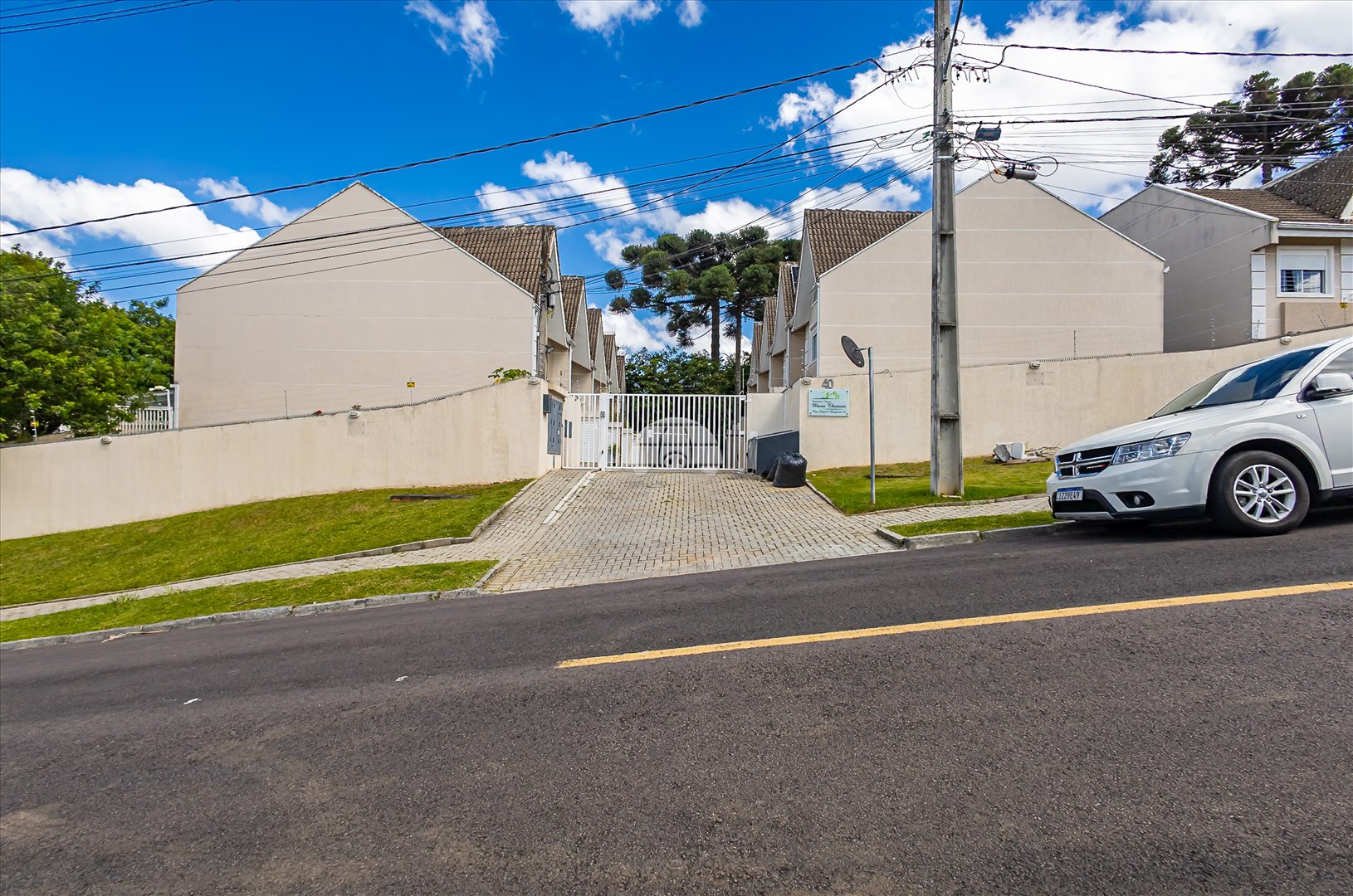 Casa à venda em Barreirinha, Curitiba — Portal Chave Fácil