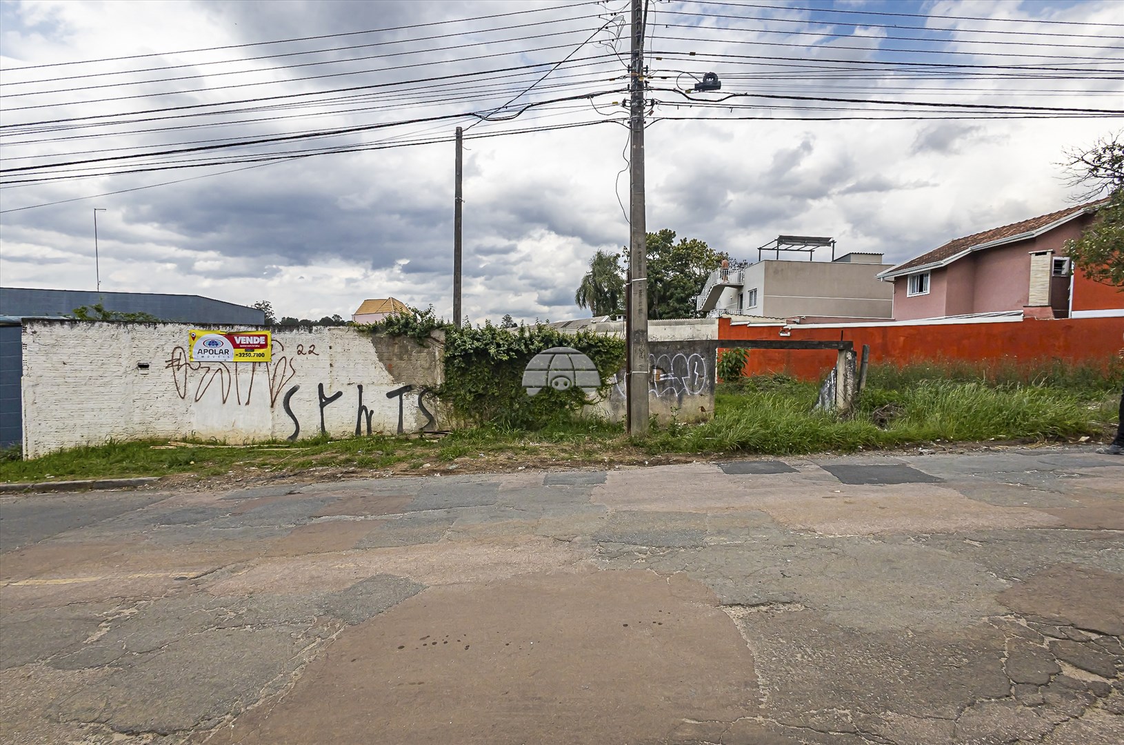 Terreno à venda em Taboão, Curitiba — Portal Chave Fácil