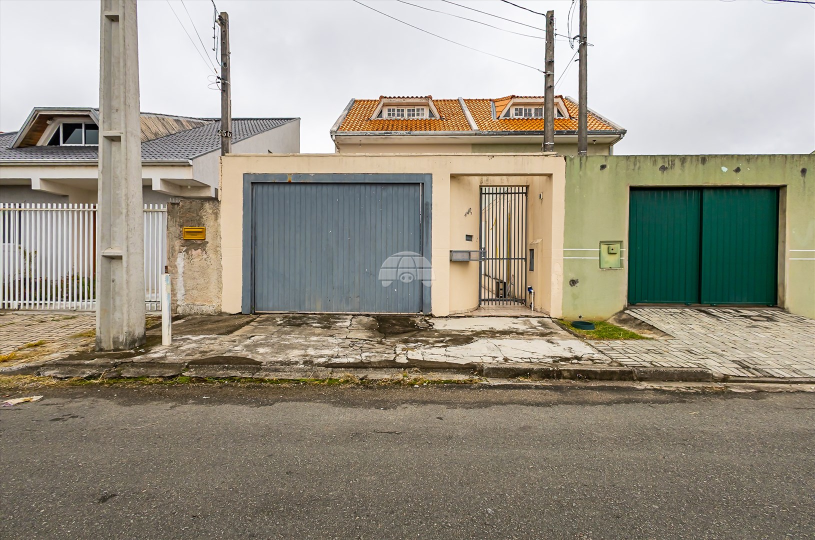 Sobrado à venda em Capão Da Imbuia, Curitiba — Portal Chave Fácil