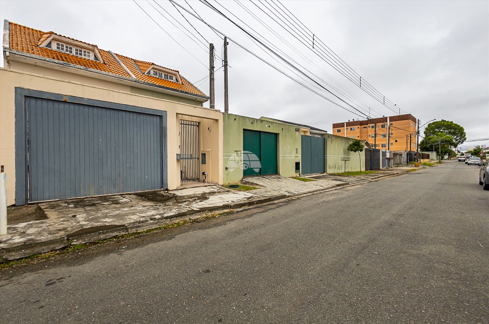 Sobrado à venda em Capão Da Imbuia, Curitiba — Portal Chave Fácil