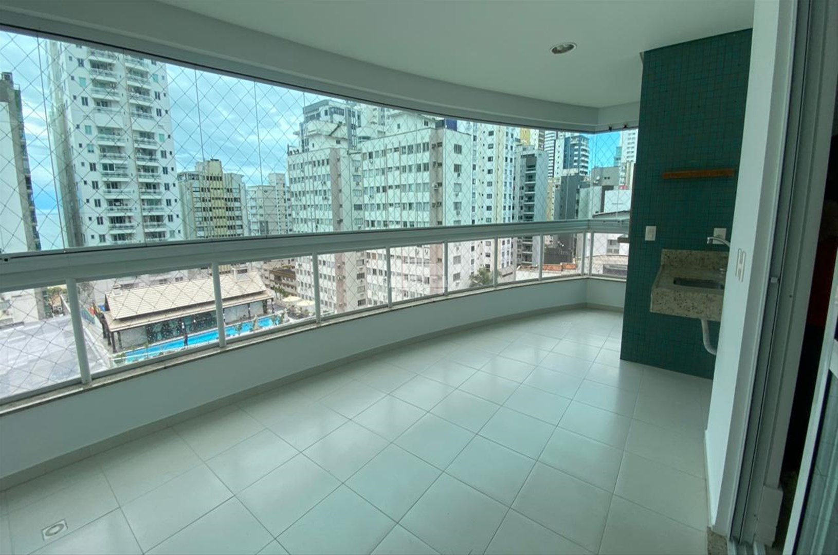 Apartamento à venda em Centro, Balneário Camboriú — Portal Chave Fácil