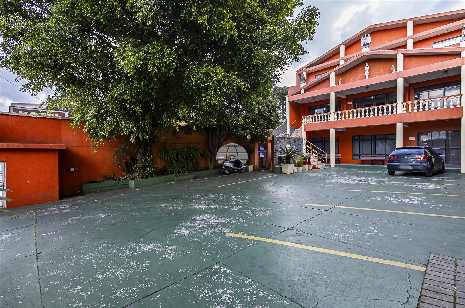 Sala/Conjunto Comercial à venda em Pinheirinho, Curitiba — Portal Chave Fácil