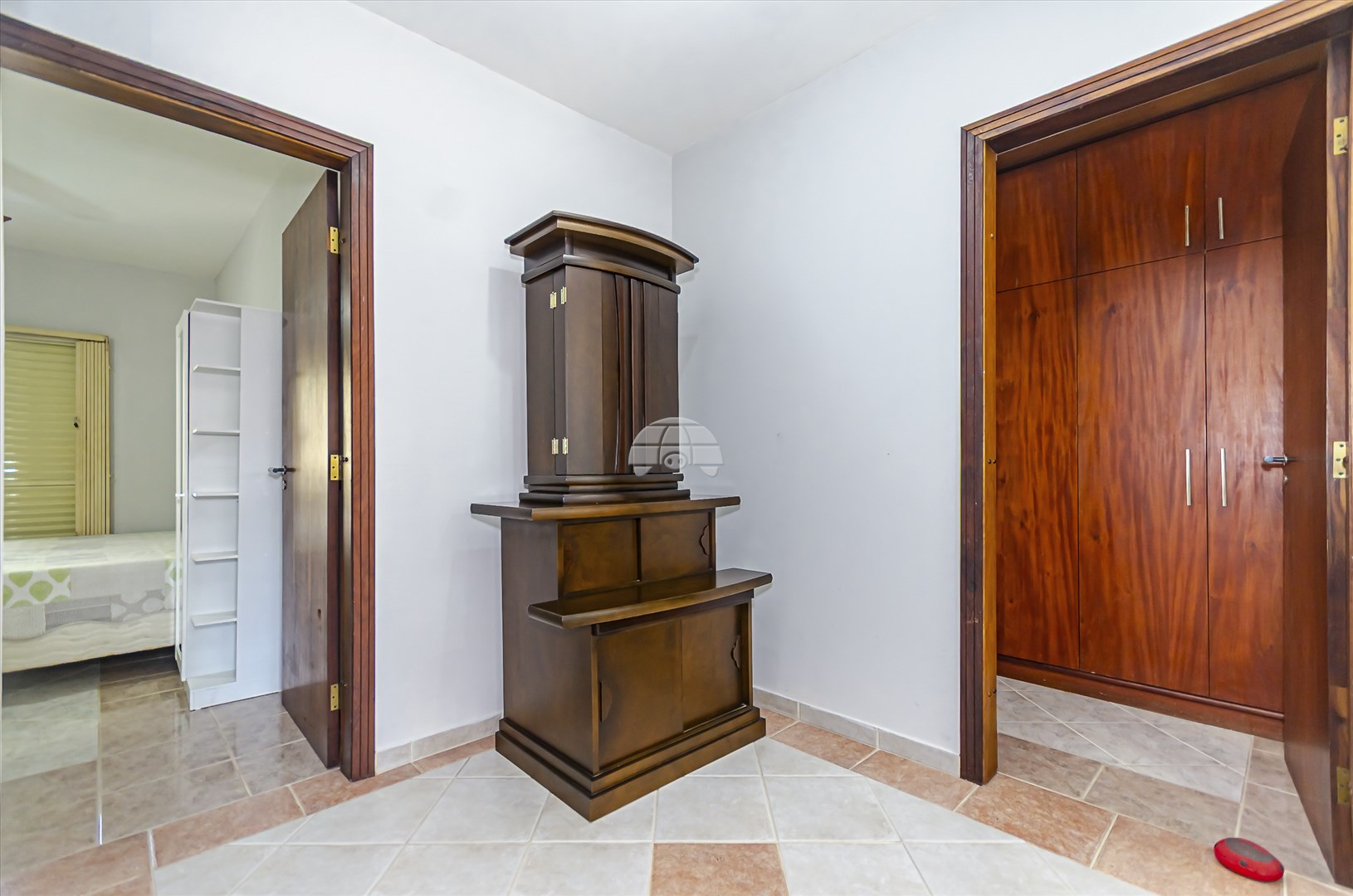 Casa à venda em Água Verde, Curitiba — Kondor Imóveis: Imobiliária em Curitiba | Uma imobiliária pra você