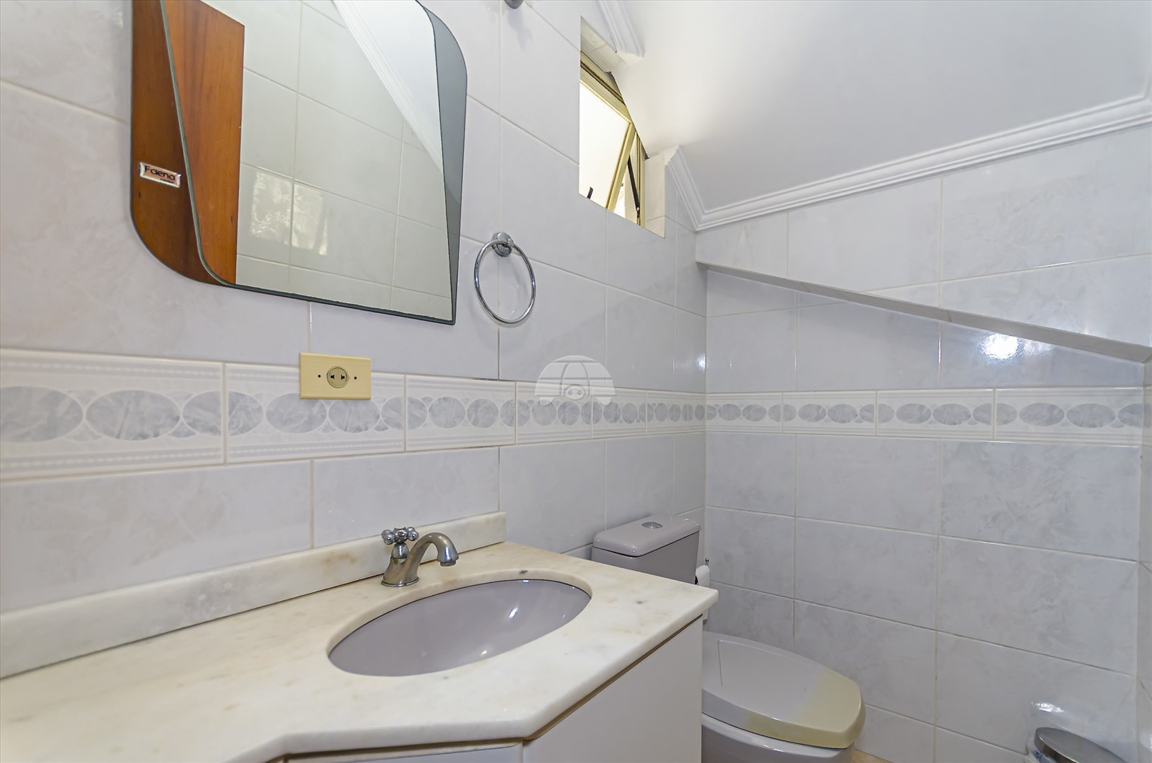 Casa à venda em Água Verde, Curitiba — Kondor Imóveis: Imobiliária em Curitiba | Uma imobiliária pra você