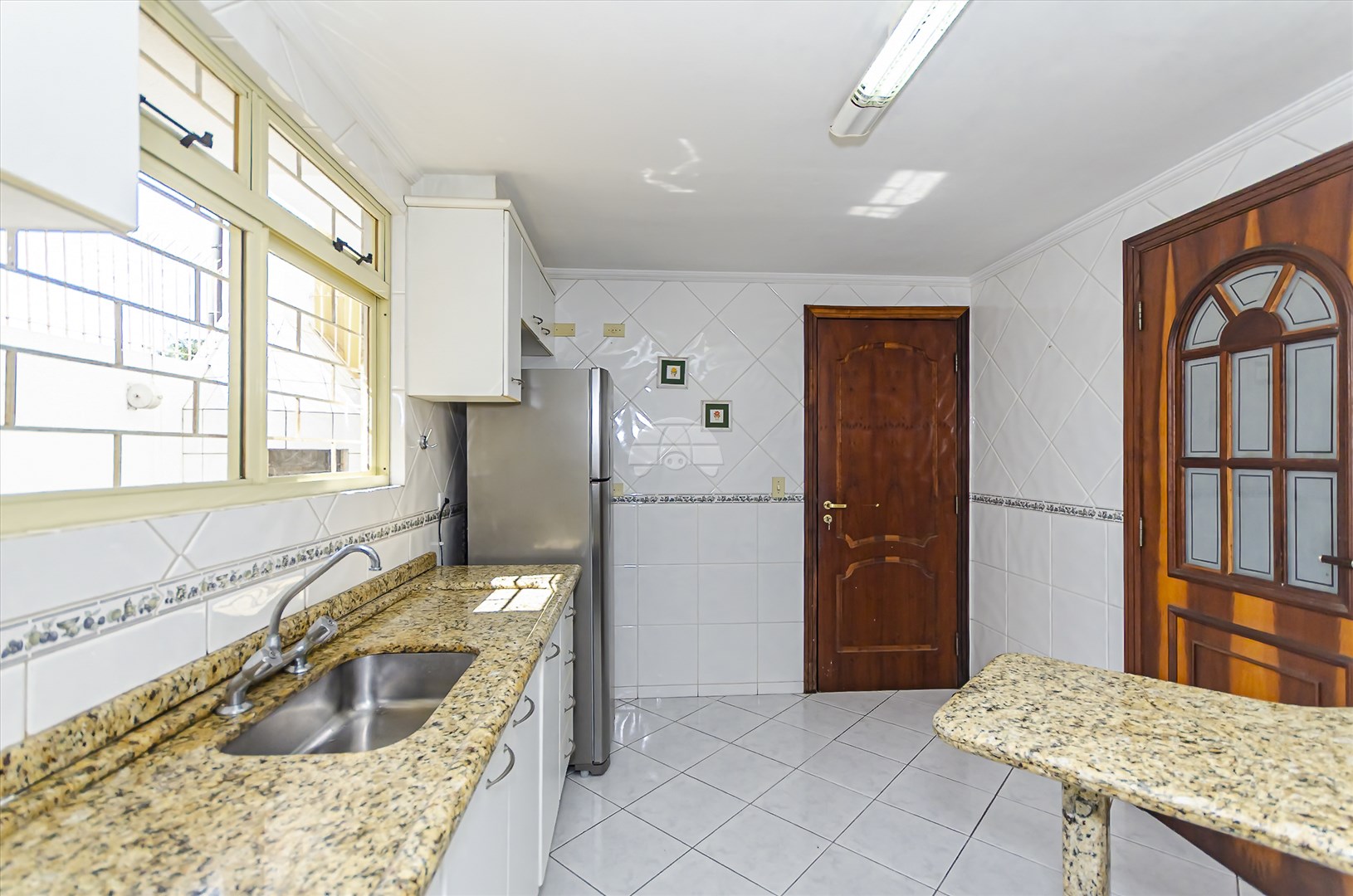 Casa à venda em Água Verde, Curitiba — Kondor Imóveis: Imobiliária em Curitiba | Uma imobiliária pra você