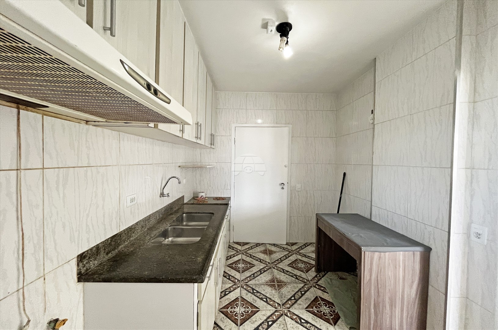 Apartamento para alugar em Centro, Curitiba — Portal Chave Fácil