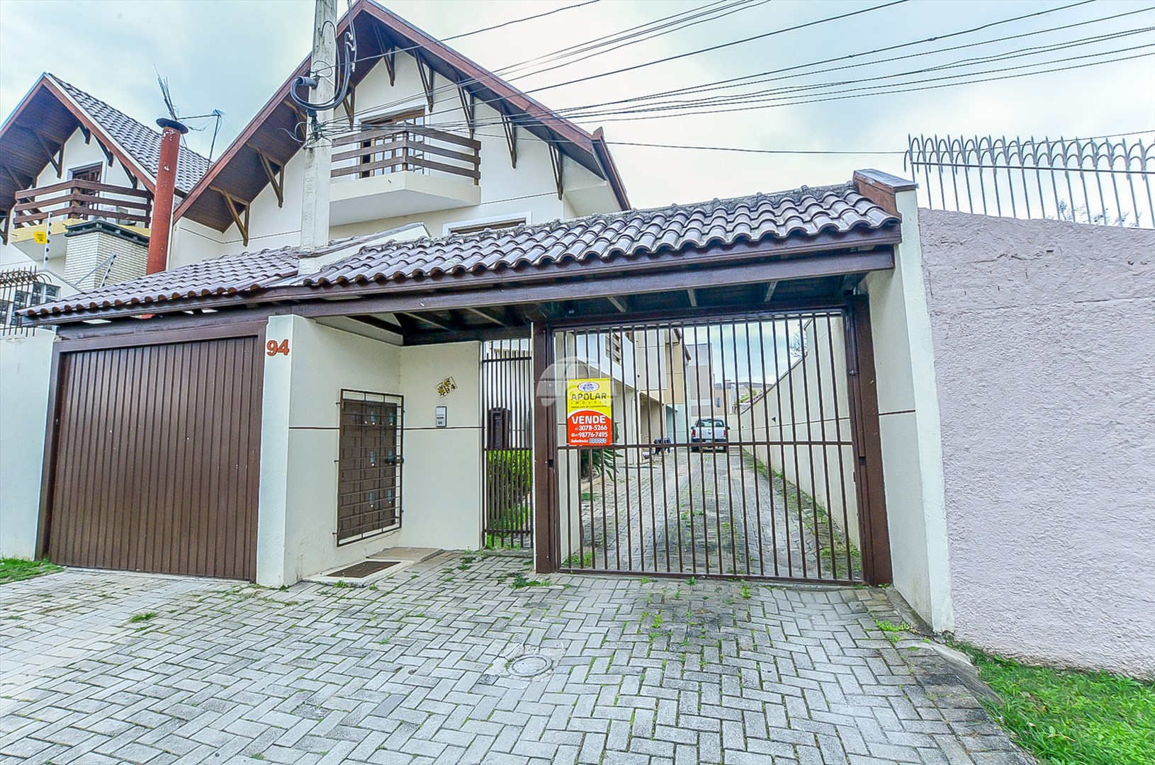 Casa à venda em Xaxim, Curitiba — Portal Chave Fácil