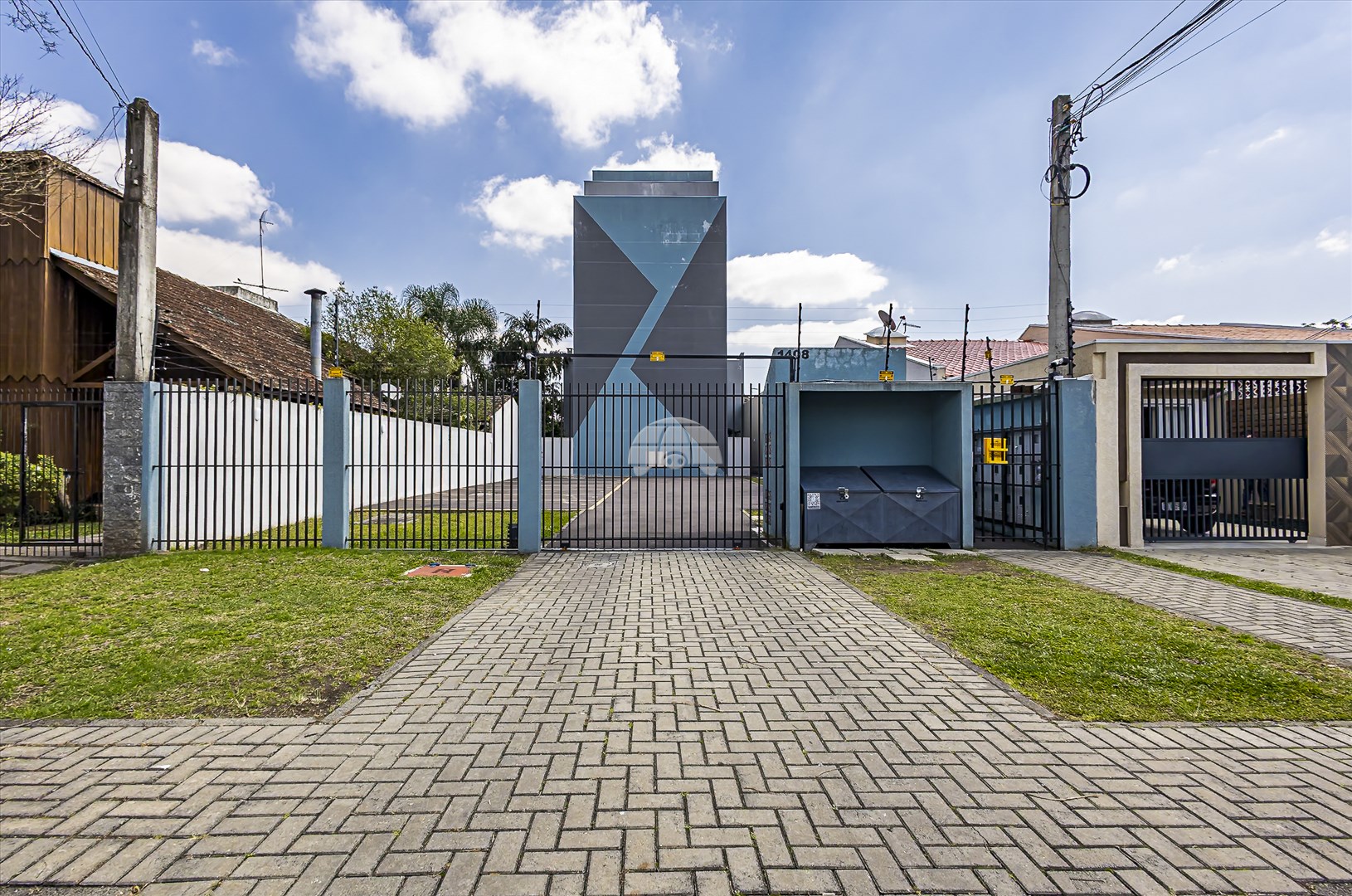 Kitnet/Studio à venda em Cajuru, Curitiba — Portal Chave Fácil
