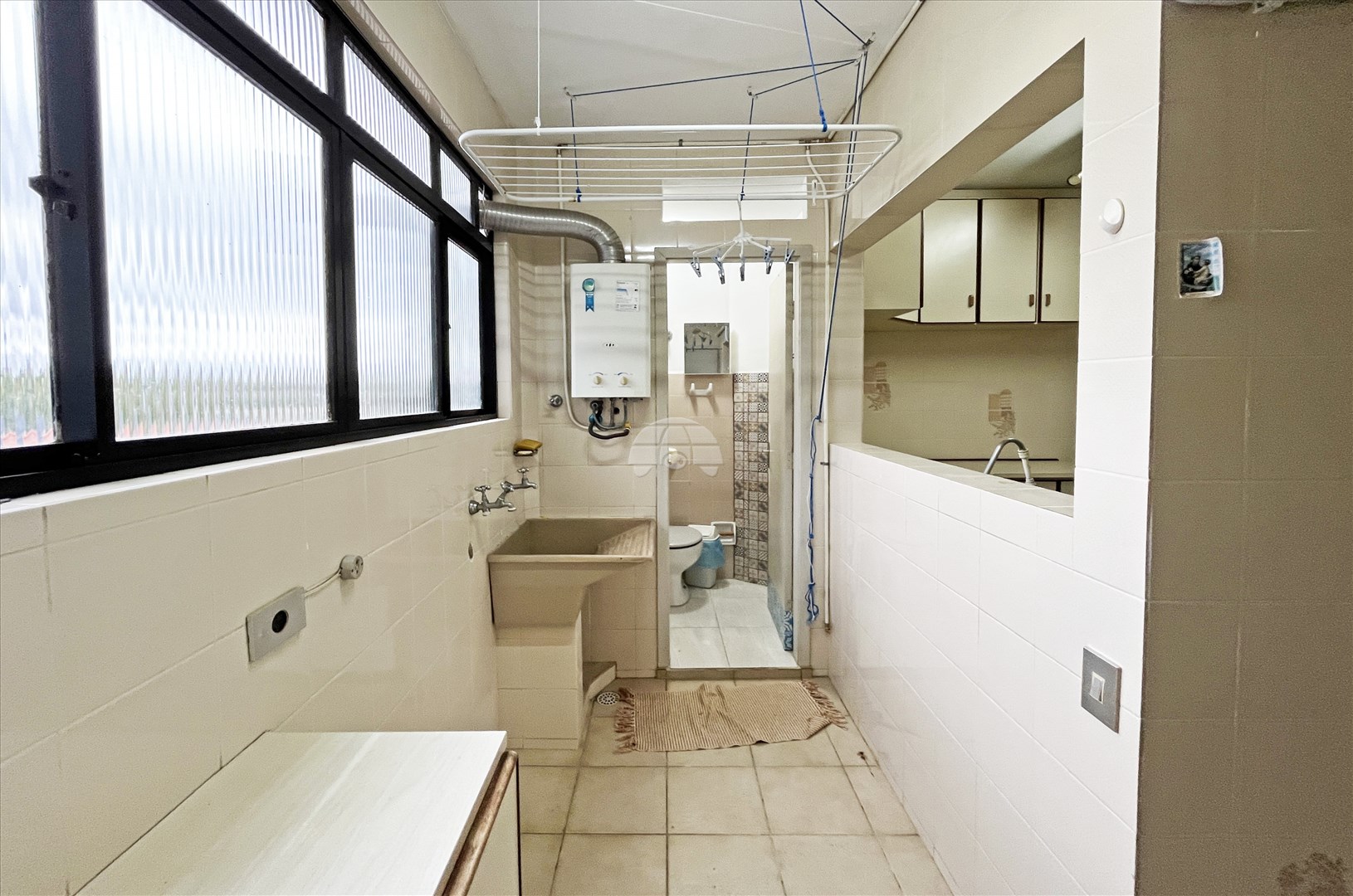 Apartamento para alugar em Mercês, Curitiba — Portal Chave Fácil