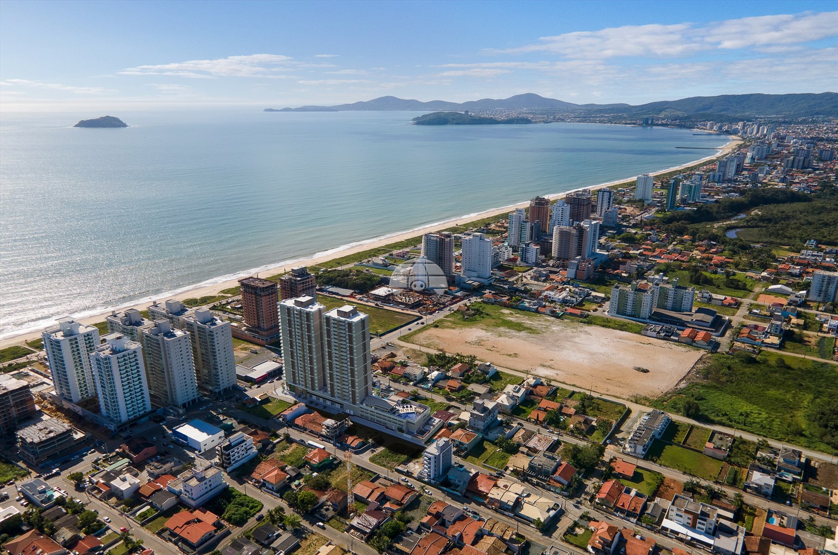 Apartamento à venda em Centro, Curitiba — Portal Chave Fácil