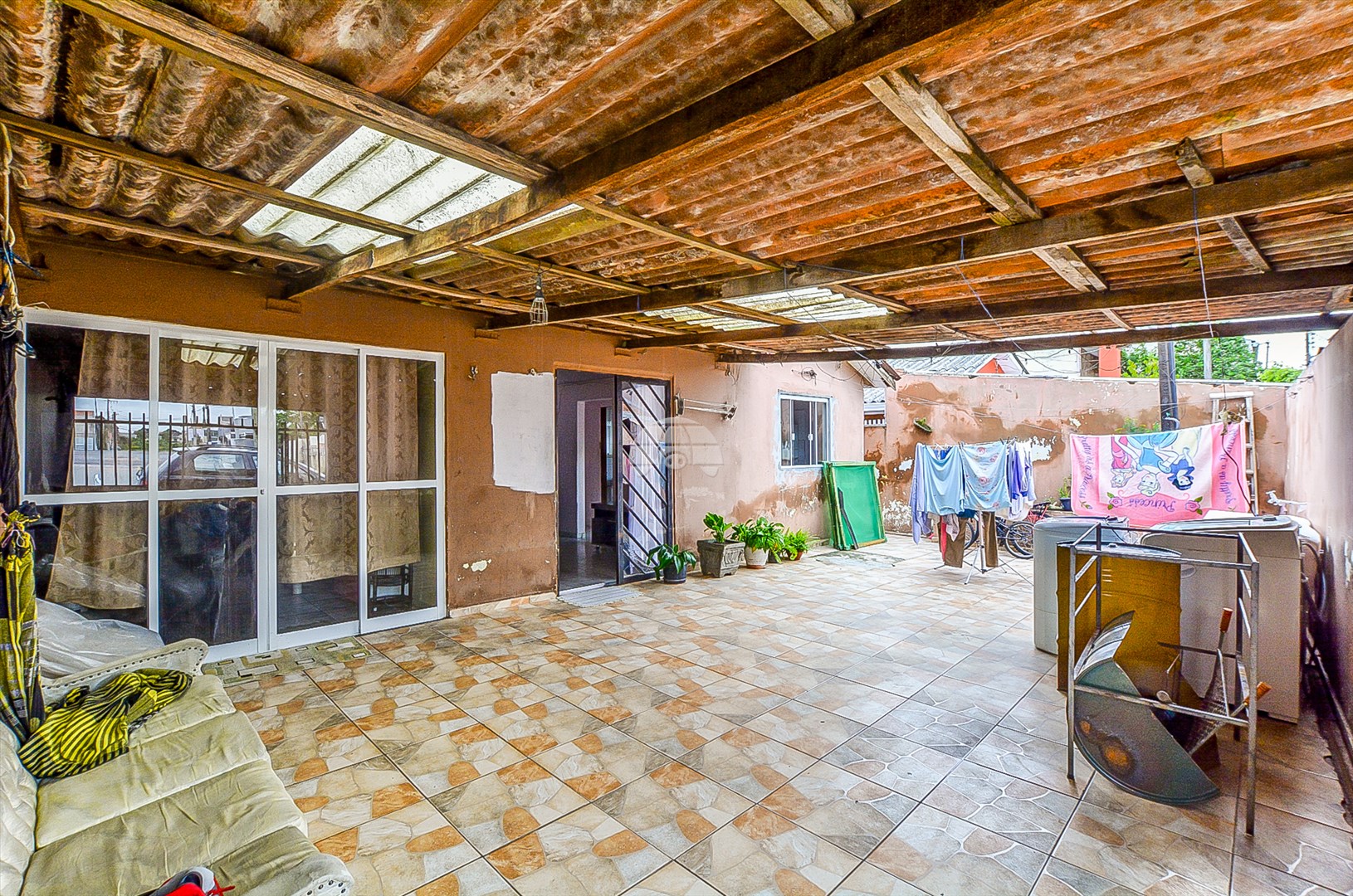 Casa à venda em Sítio Cercado, Curitiba — Portal Chave Fácil
