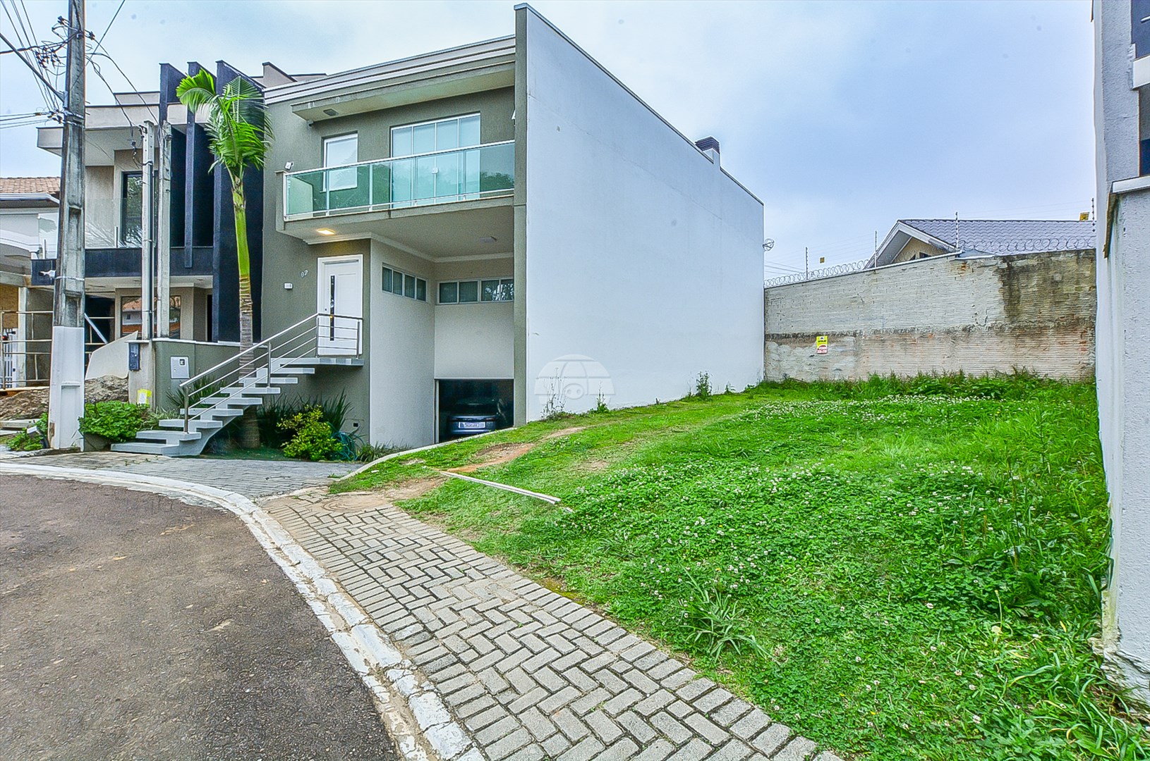 Terreno à venda em Pinheirinho, Curitiba — Portal Chave Fácil