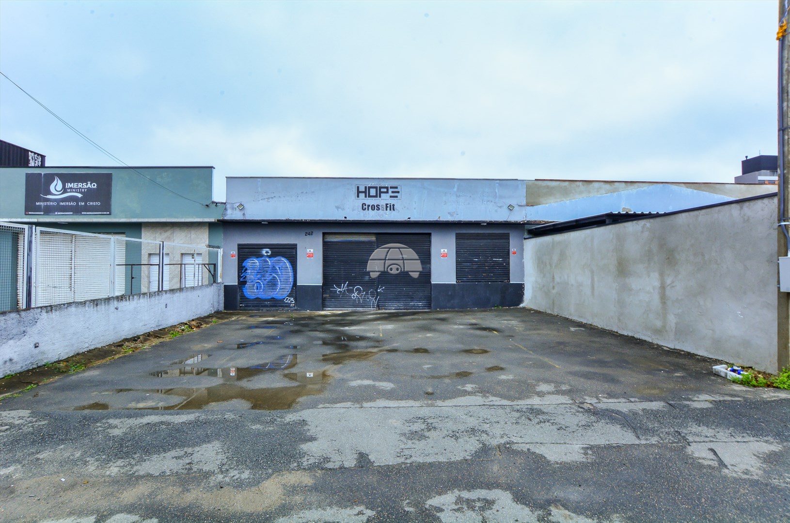 Terreno à venda em Novo Mundo, Curitiba — Portal Chave Fácil