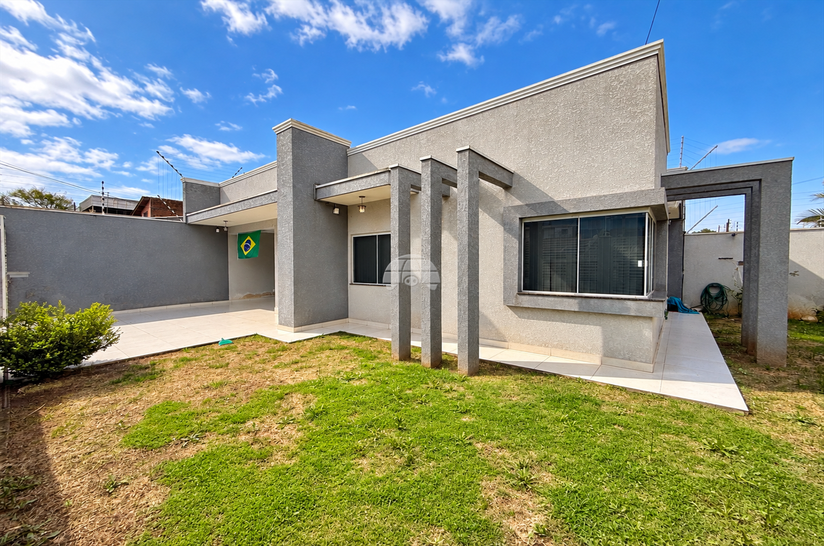 Casa à venda em Iguaçu, Fazenda Rio Grande — Portal Chave Fácil