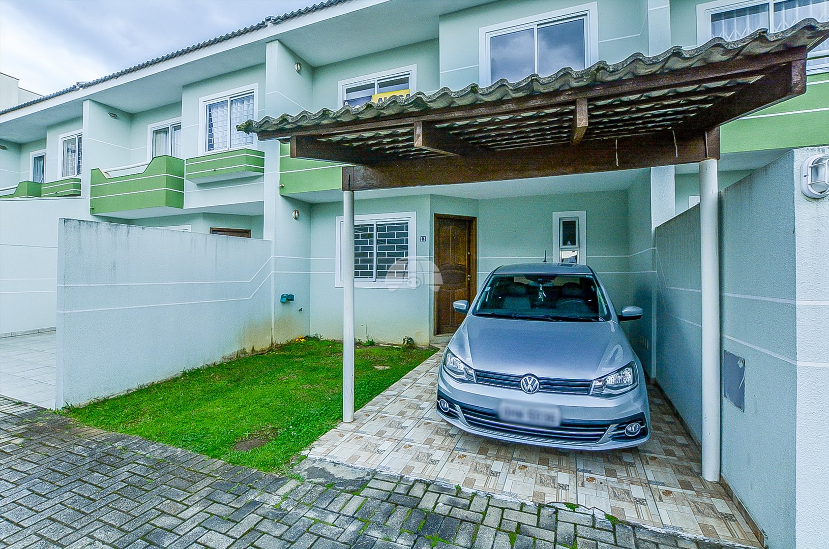 Casa à venda em Xaxim, Curitiba — Portal Chave Fácil