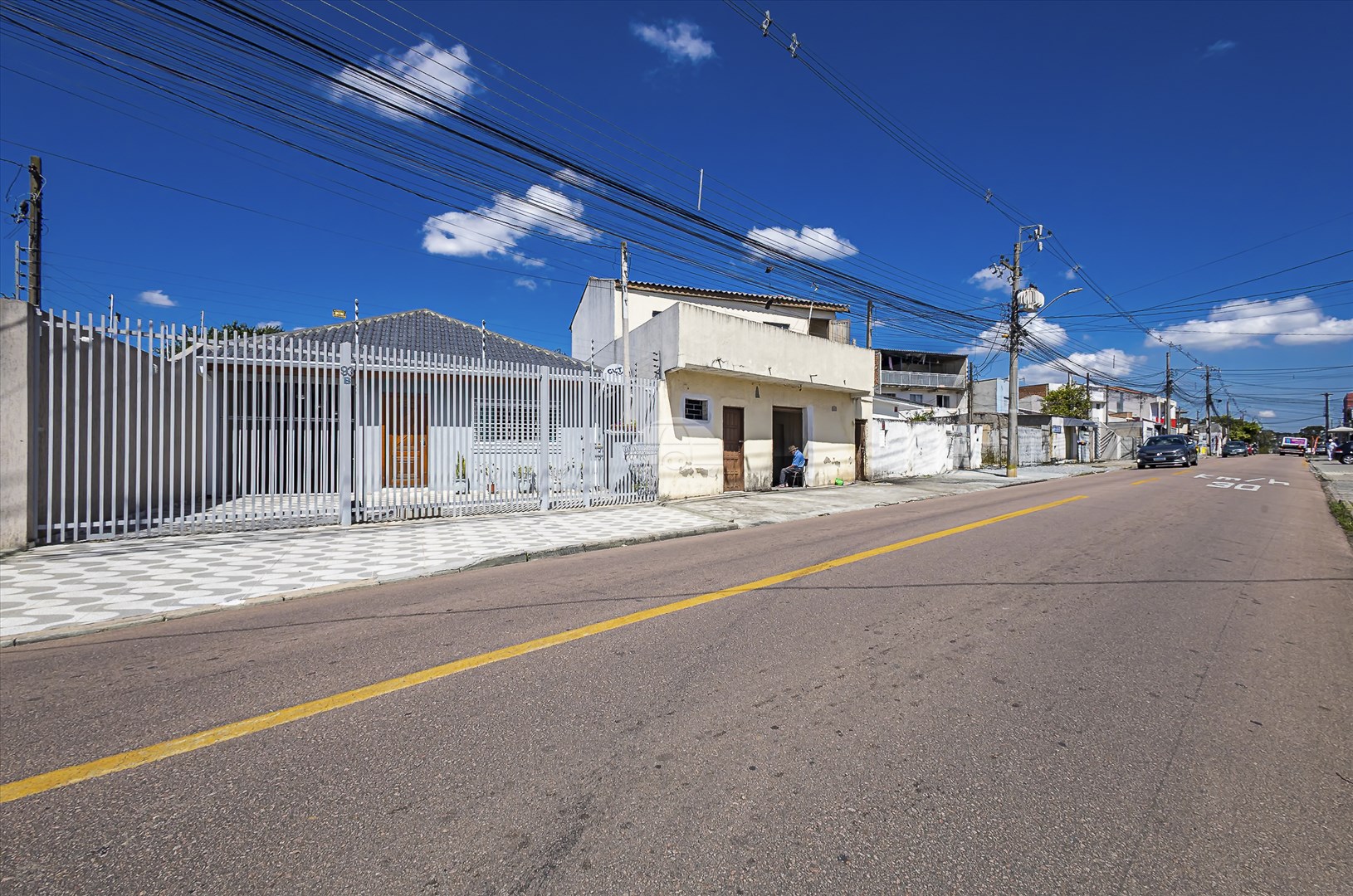 Casa à venda em Novo Mundo, Curitiba — Portal Chave Fácil