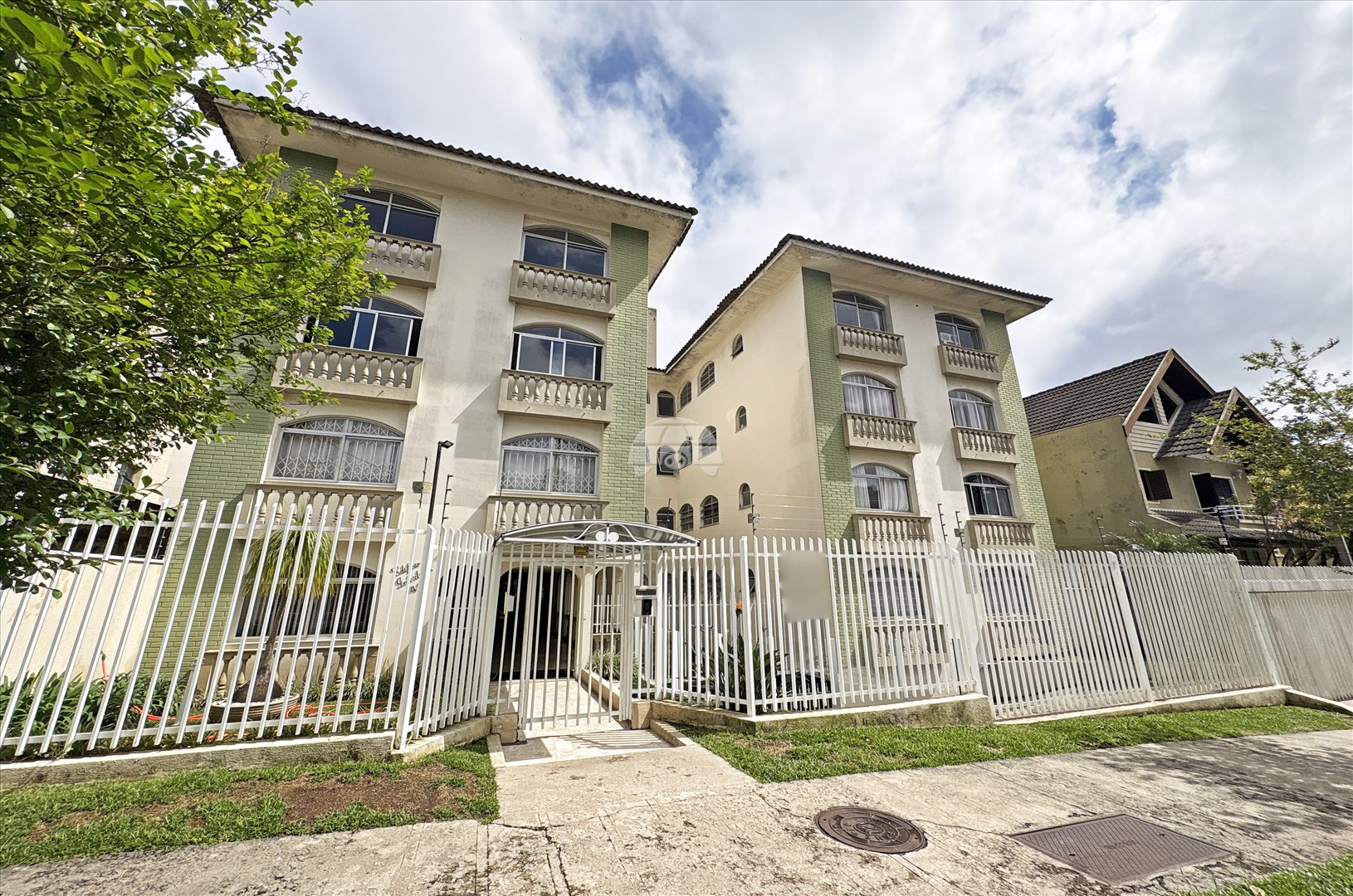 Apartamento para alugar em Vila Izabel, Curitiba — Portal Chave Fácil