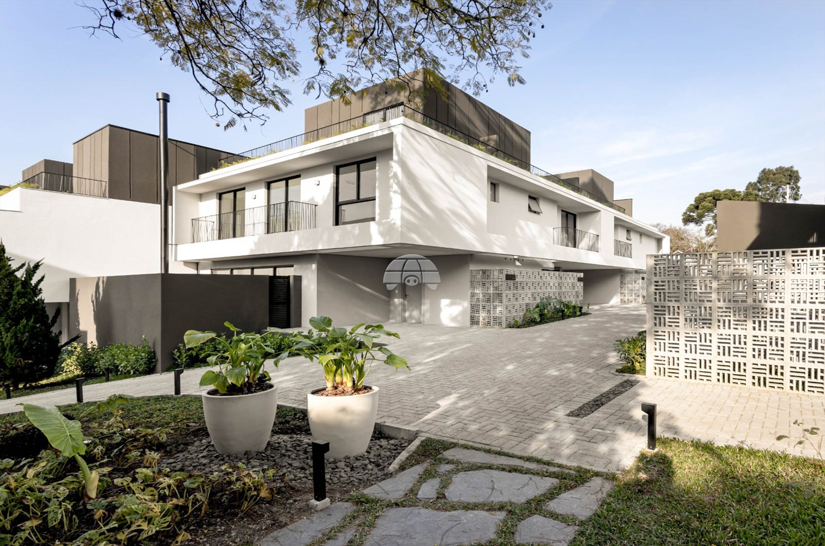 Casa à venda em Guabirotuba, Curitiba — Portal Chave Fácil