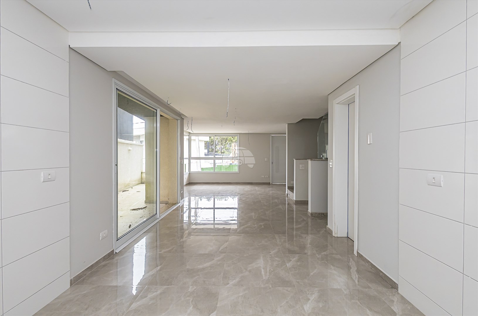 Casa à venda em Santa Cândida, Curitiba — Portal Chave Fácil