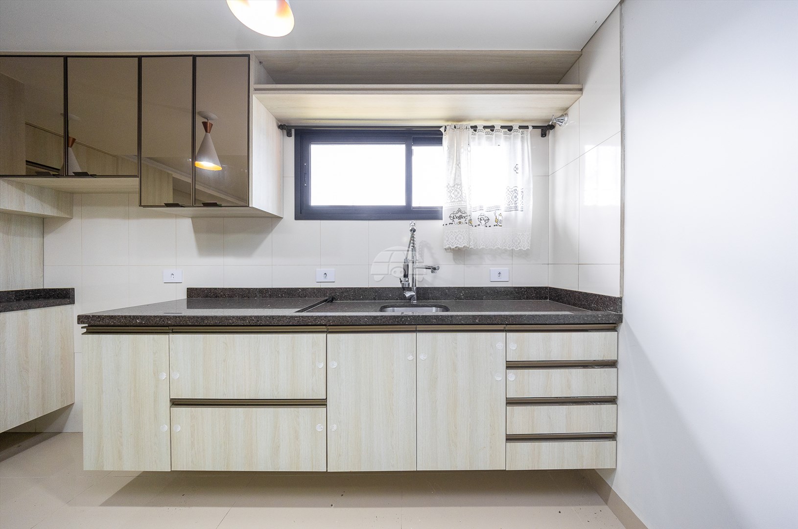 Casa à venda em Vila Bancária, Campo Largo — Portal Chave Fácil