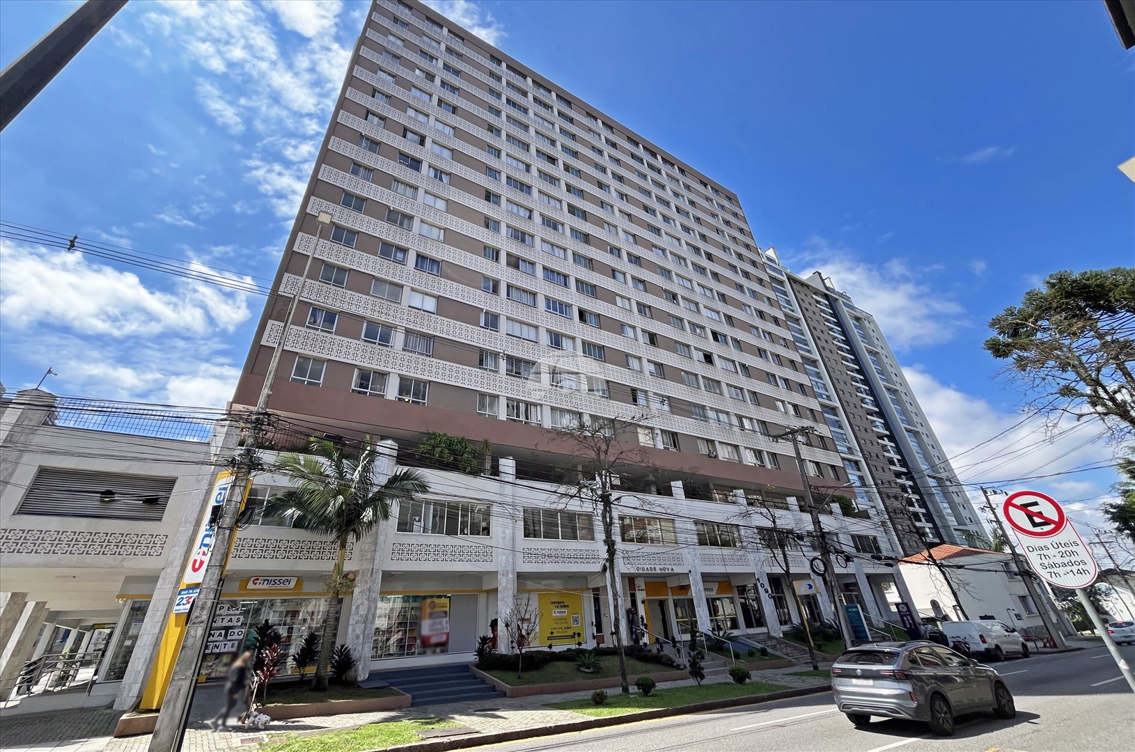 Apartamento para alugar em Água Verde, Curitiba — Portal Chave Fácil