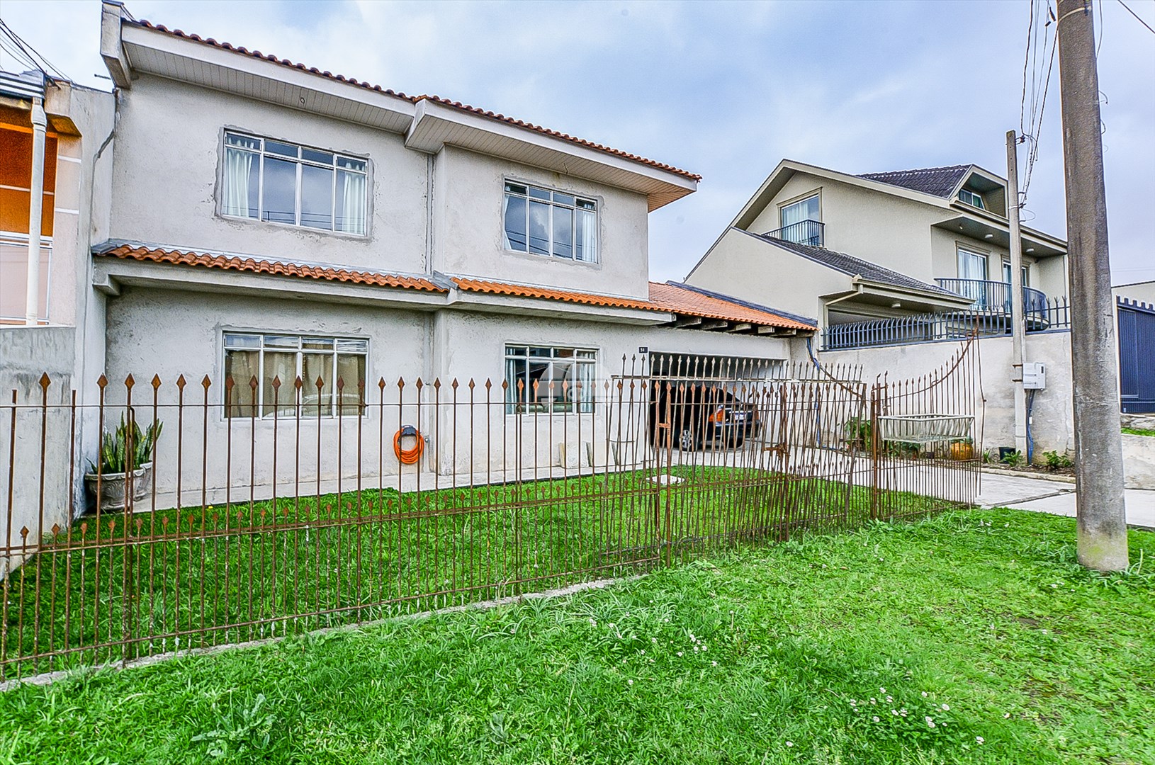 Casa à venda em Xaxim, Curitiba — Portal Chave Fácil