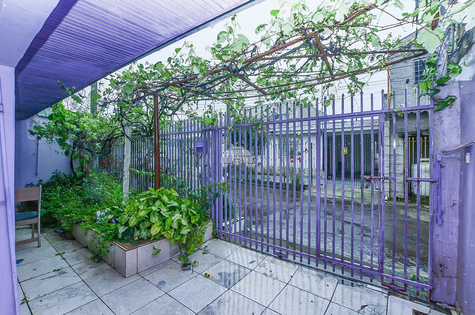 Casa à venda em Sítio Cercado, Curitiba — Portal Chave Fácil