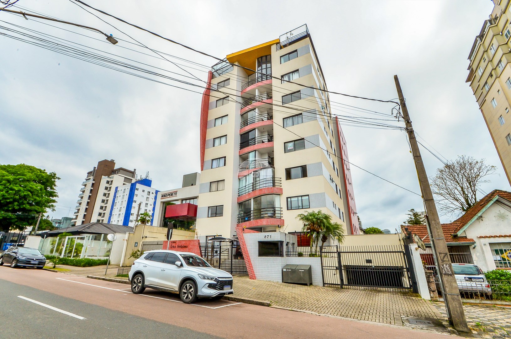 Apartamento à venda em Alto Da Rua Xv, Curitiba — Portal Chave Fácil