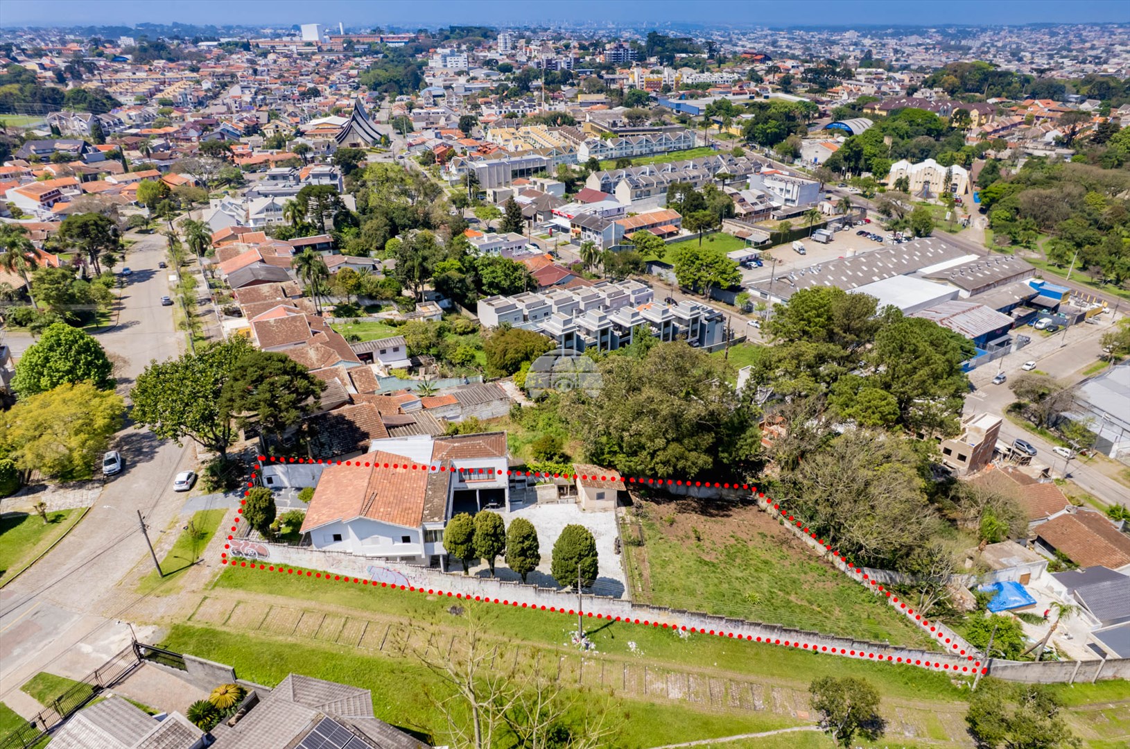 Terreno à venda em Guabirotuba, Curitiba — Portal Chave Fácil