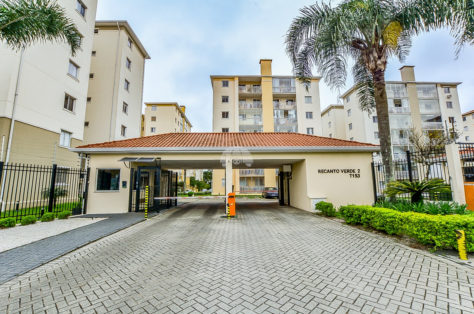 Apartamento à venda em Capão Raso, Curitiba — Portal Chave Fácil
