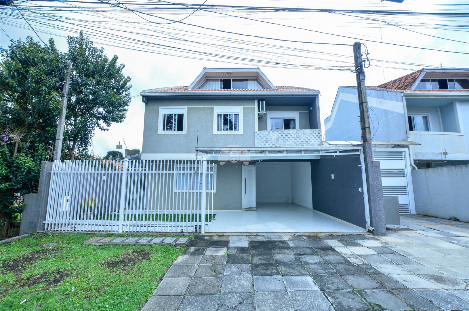 Casa à venda em Boqueirão, Curitiba — Portal Chave Fácil